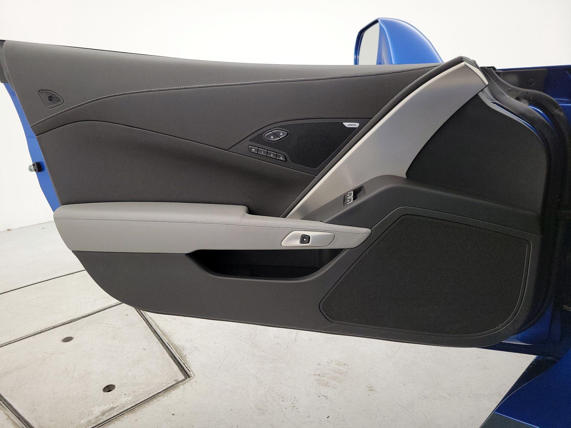 Thumbnail: 2015 Chevrolet Corvette - 12