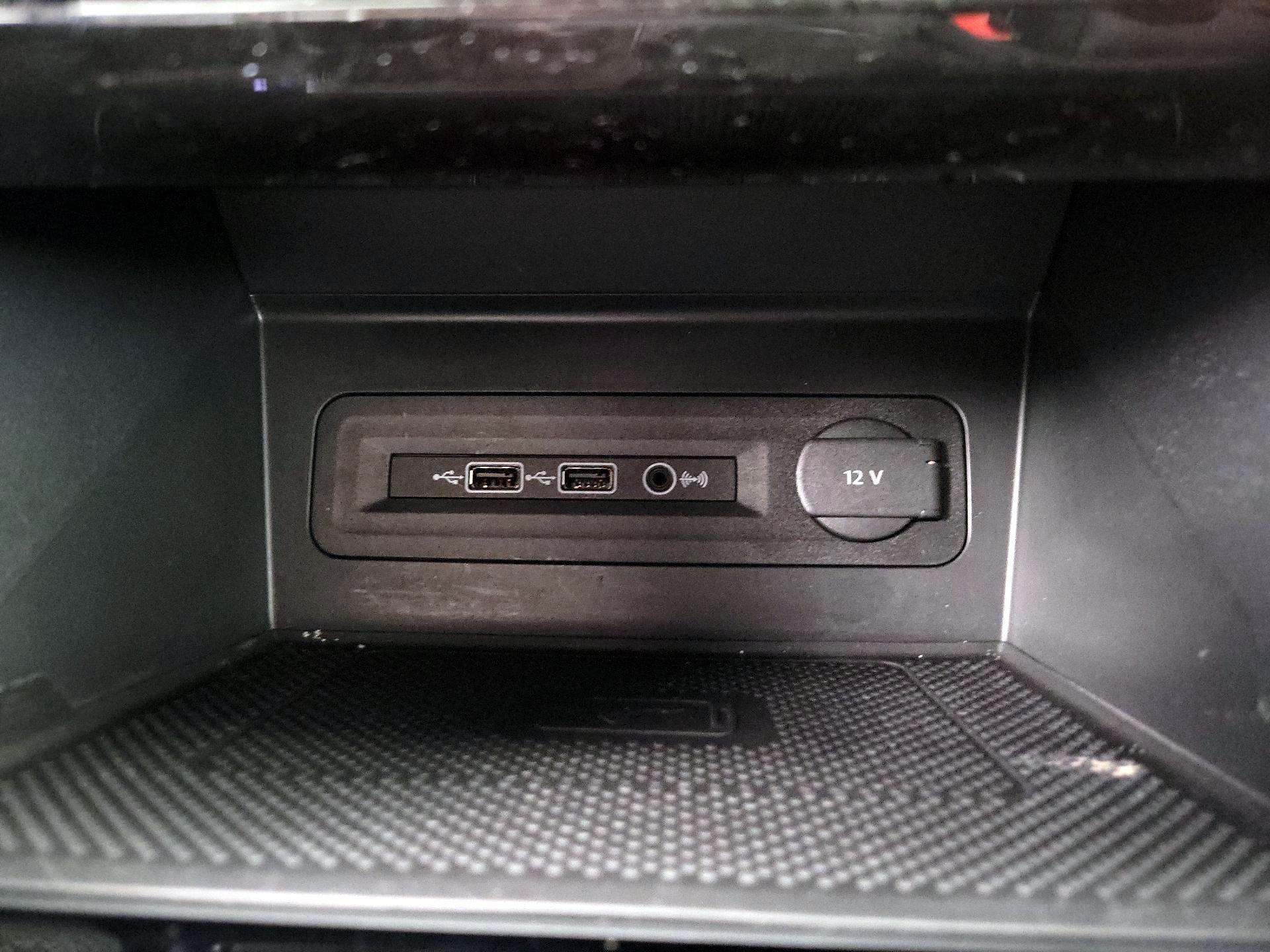 Thumbnail: 2020 Volkswagen Atlas - 17