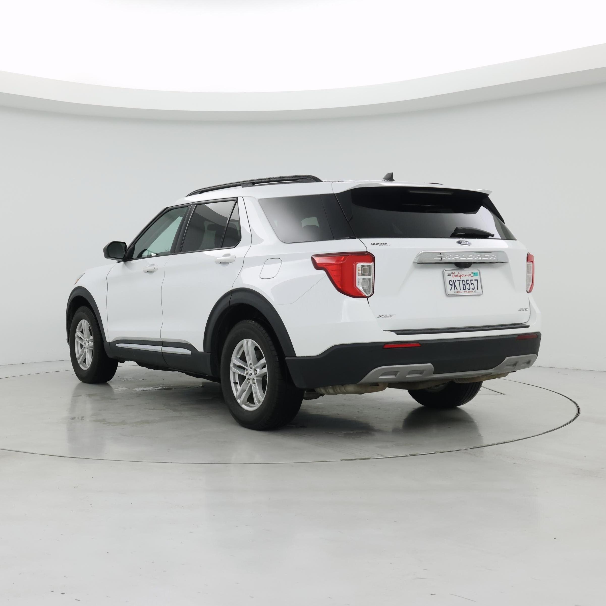 Thumbnail: 2022 Ford Explorer - 2