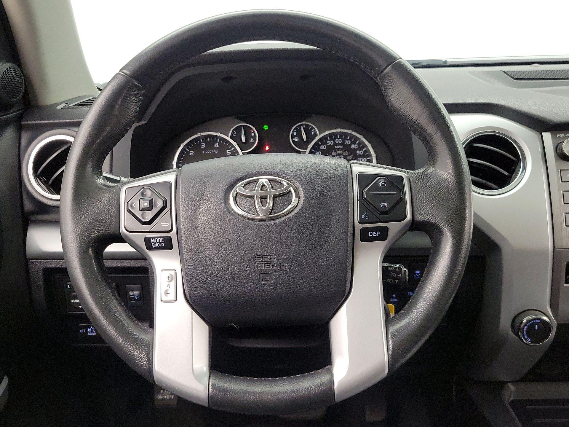 Thumbnail: 2017 Toyota Tundra - 10