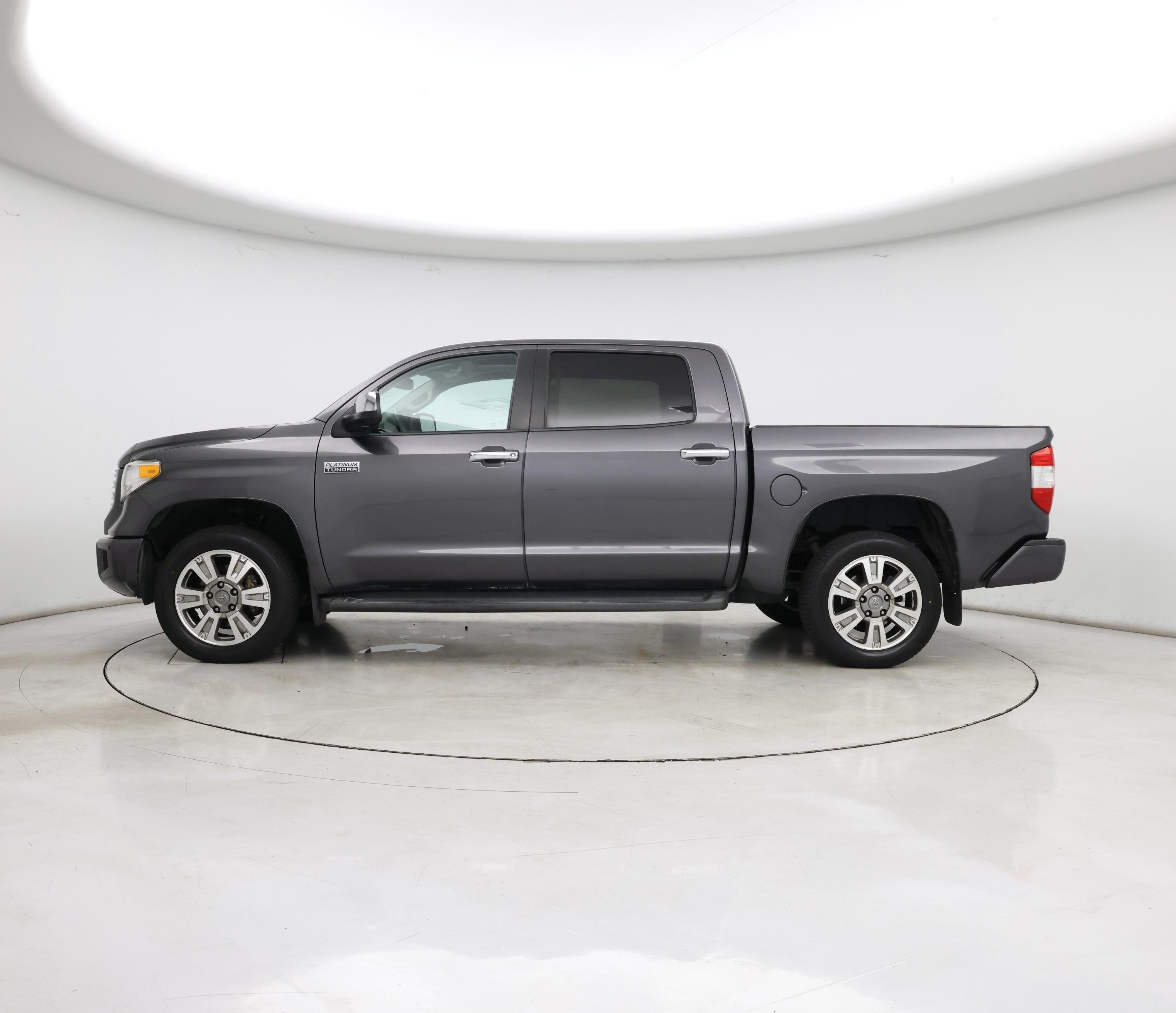 Thumbnail: 2017 Toyota Tundra - 3