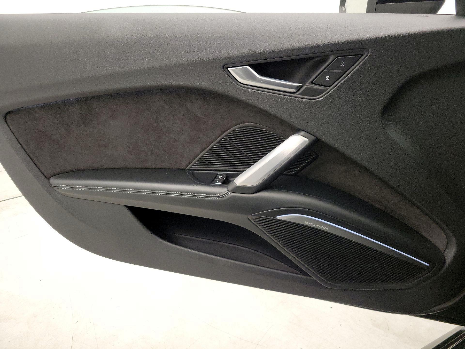 Thumbnail: 2017 Audi TTS - 12