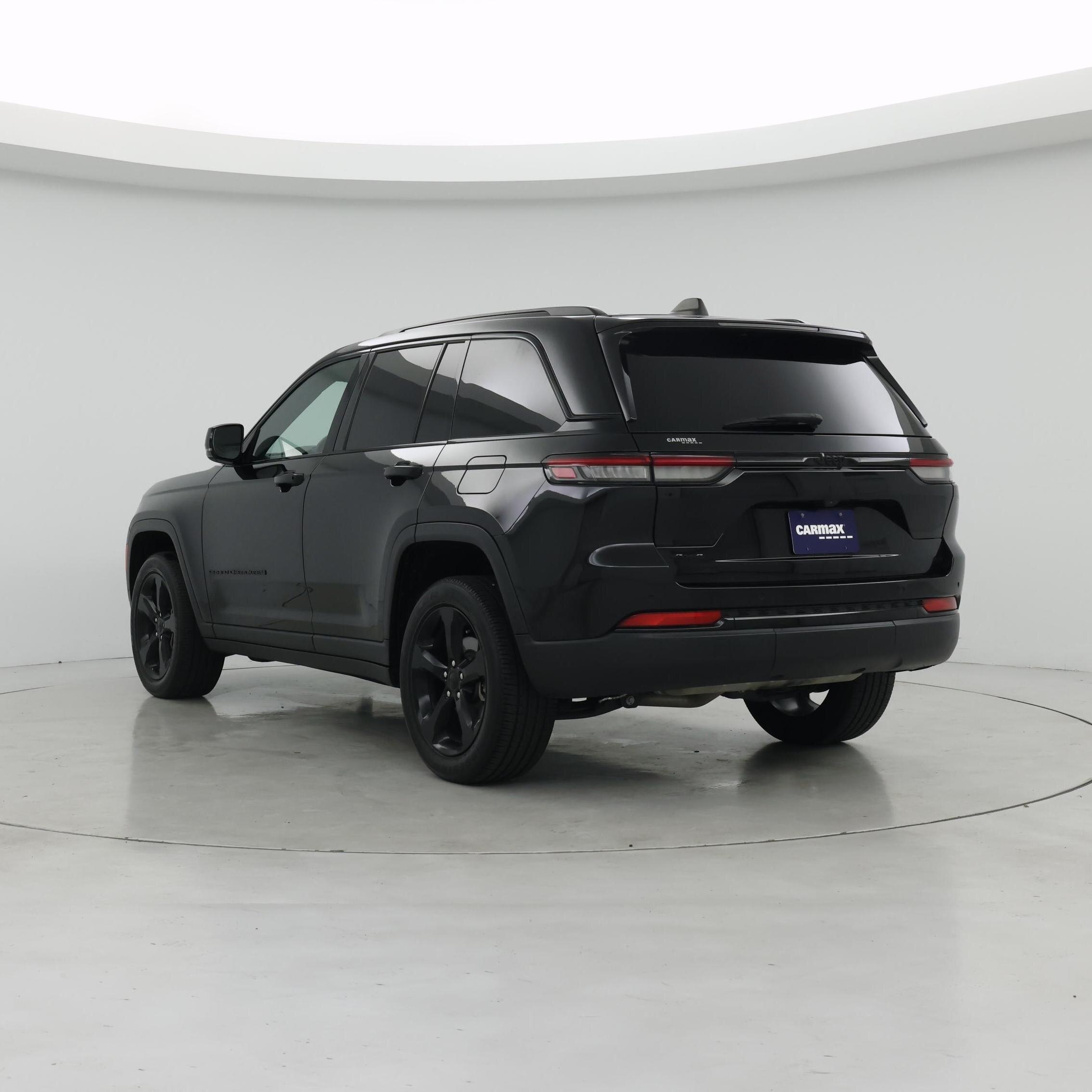 Thumbnail: 2023 Jeep Grand Cherokee - 2