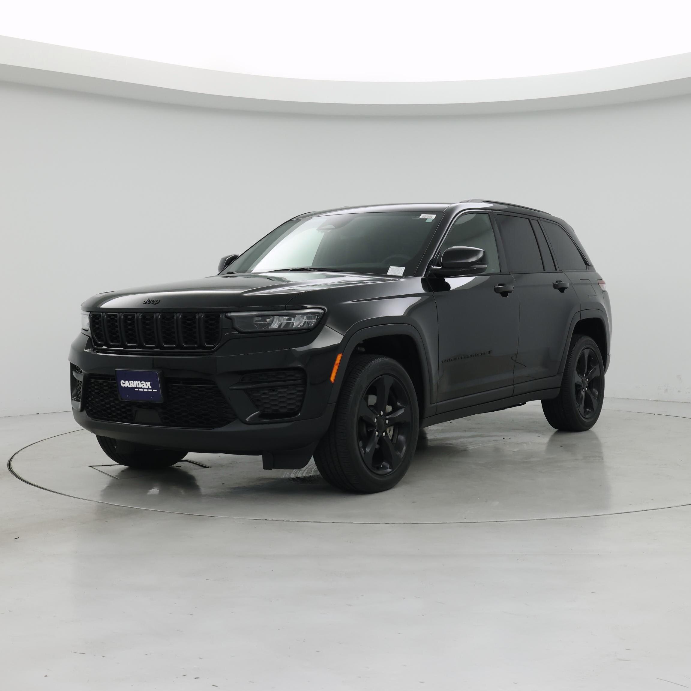 Thumbnail: 2023 Jeep Grand Cherokee - 4