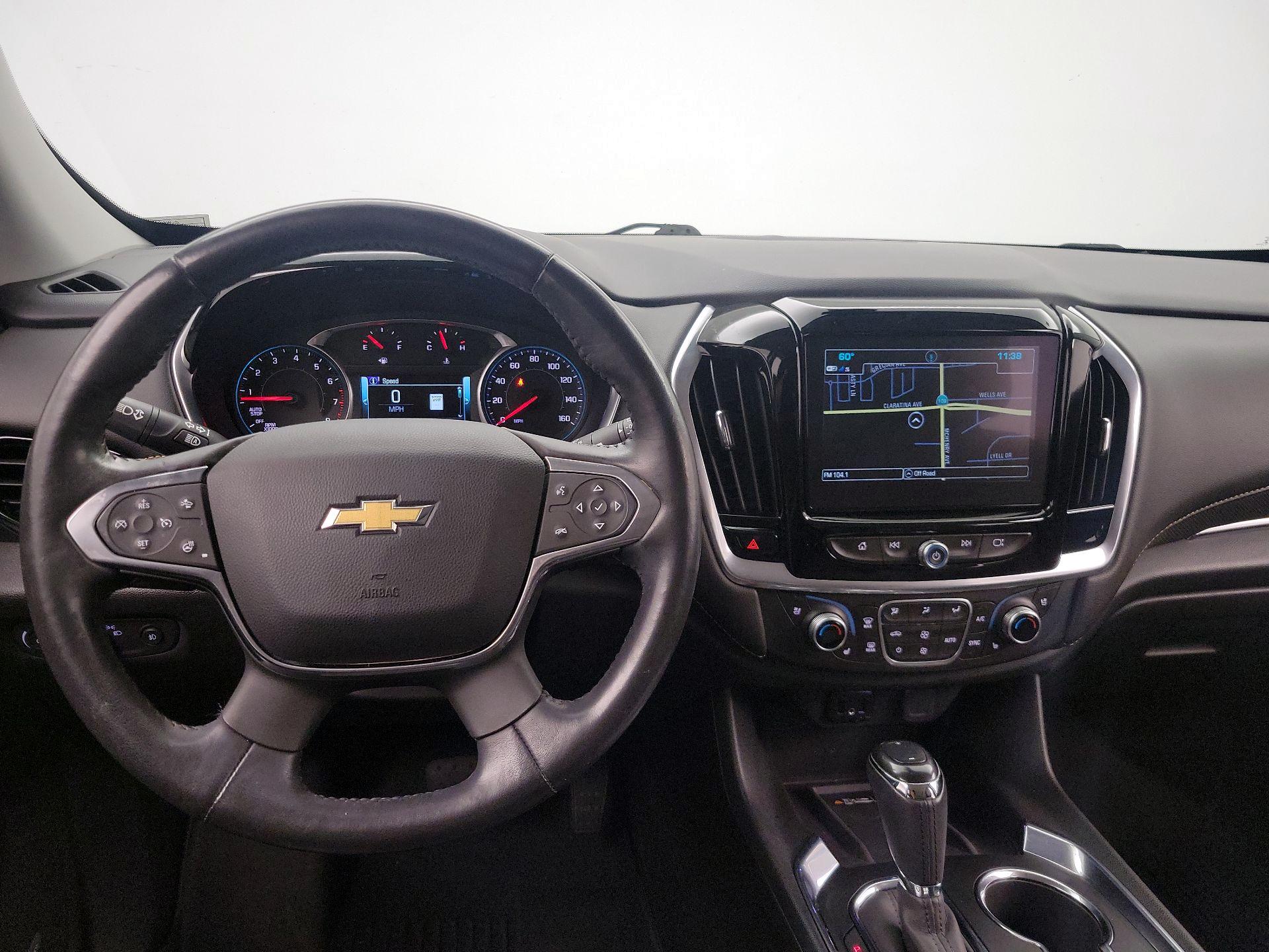 Thumbnail: 2018 Chevrolet Traverse - 9