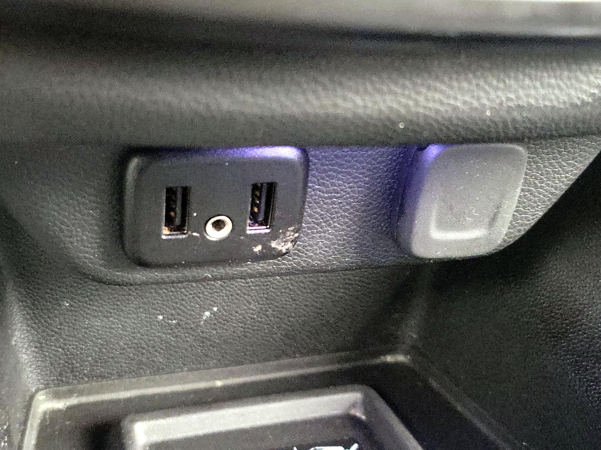 Thumbnail: 2018 Chevrolet Traverse - 19