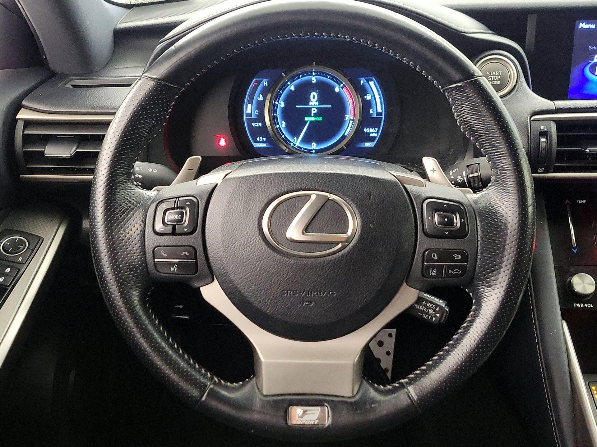 Thumbnail: 2017 Lexus IS - 10