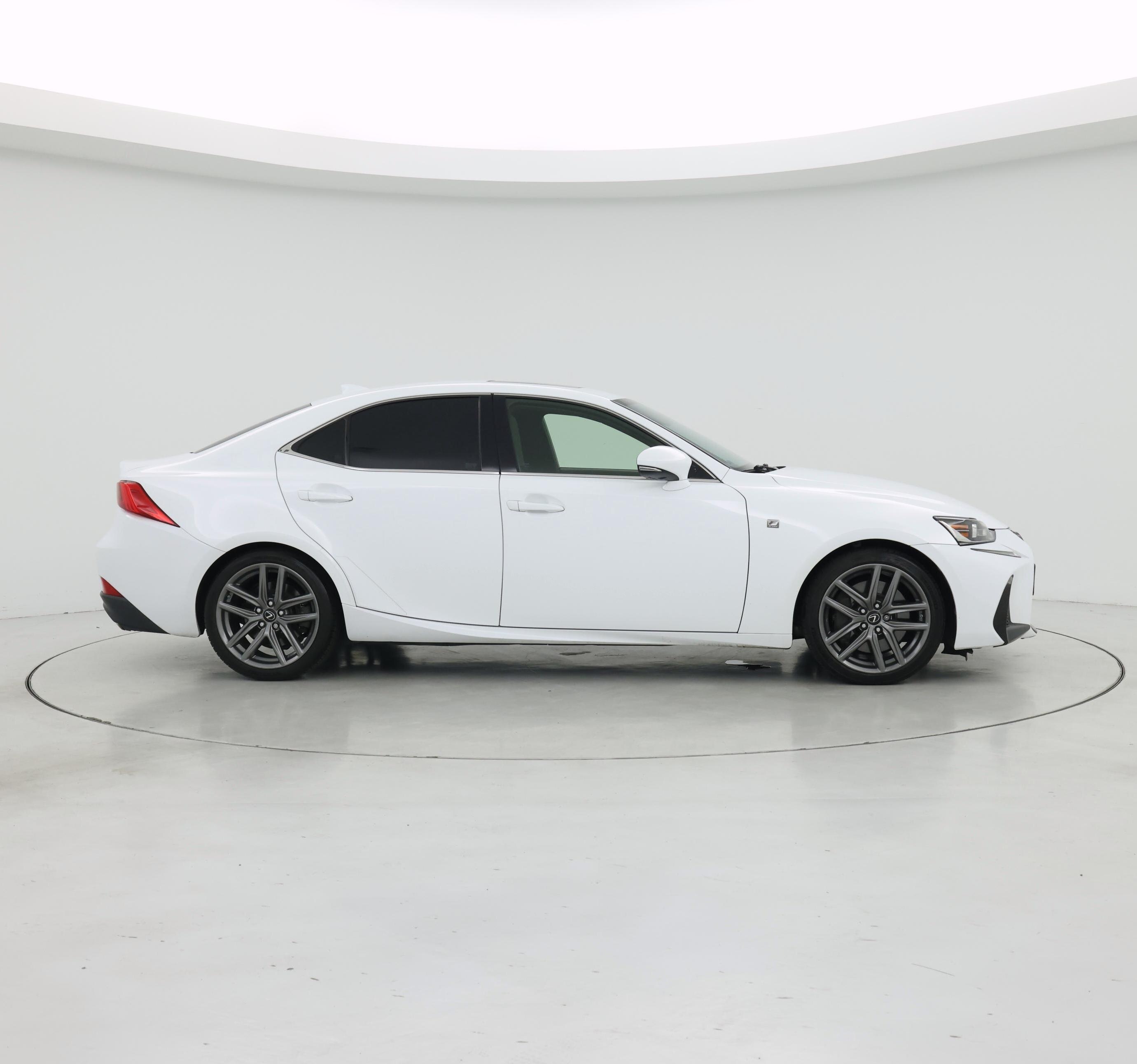 Thumbnail: 2017 Lexus IS - 7