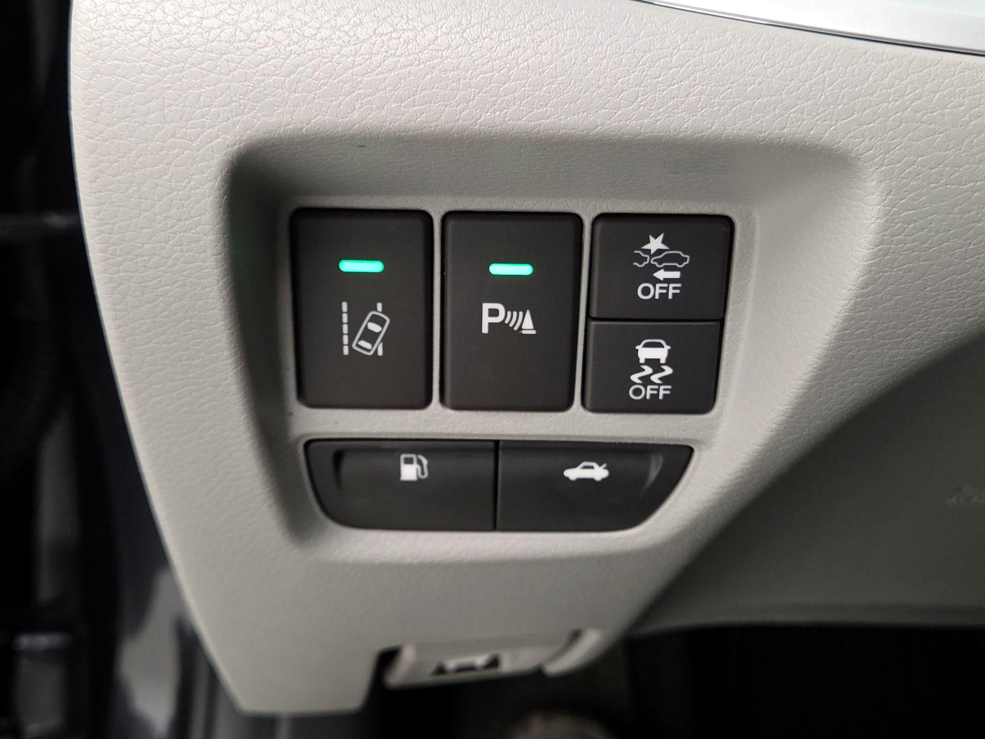 Thumbnail: 2015 Acura TLX - 13