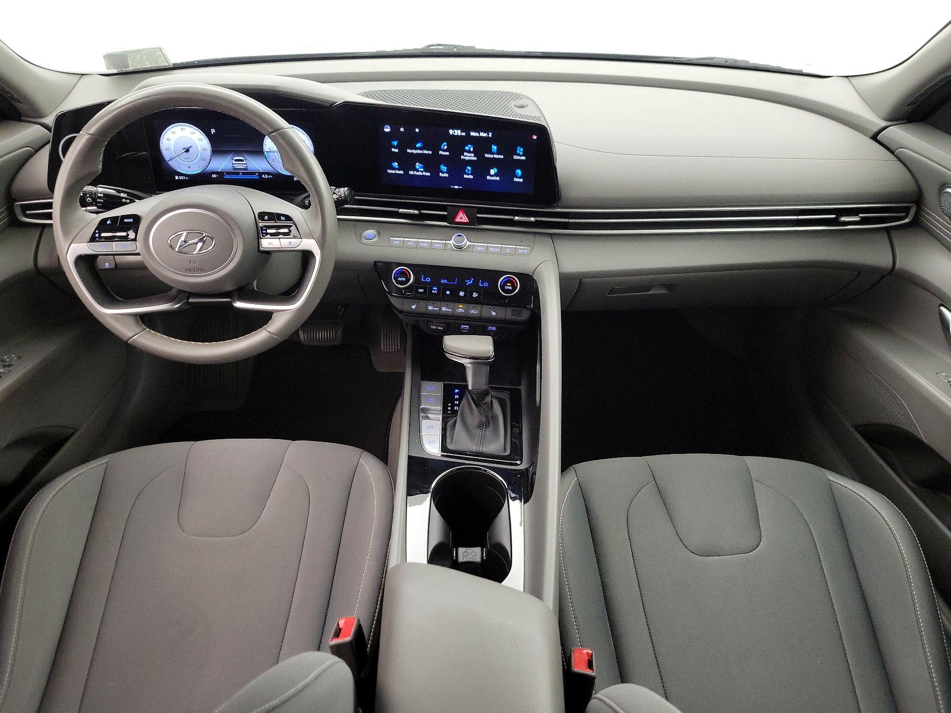 Thumbnail: 2023 Hyundai Elantra - 9