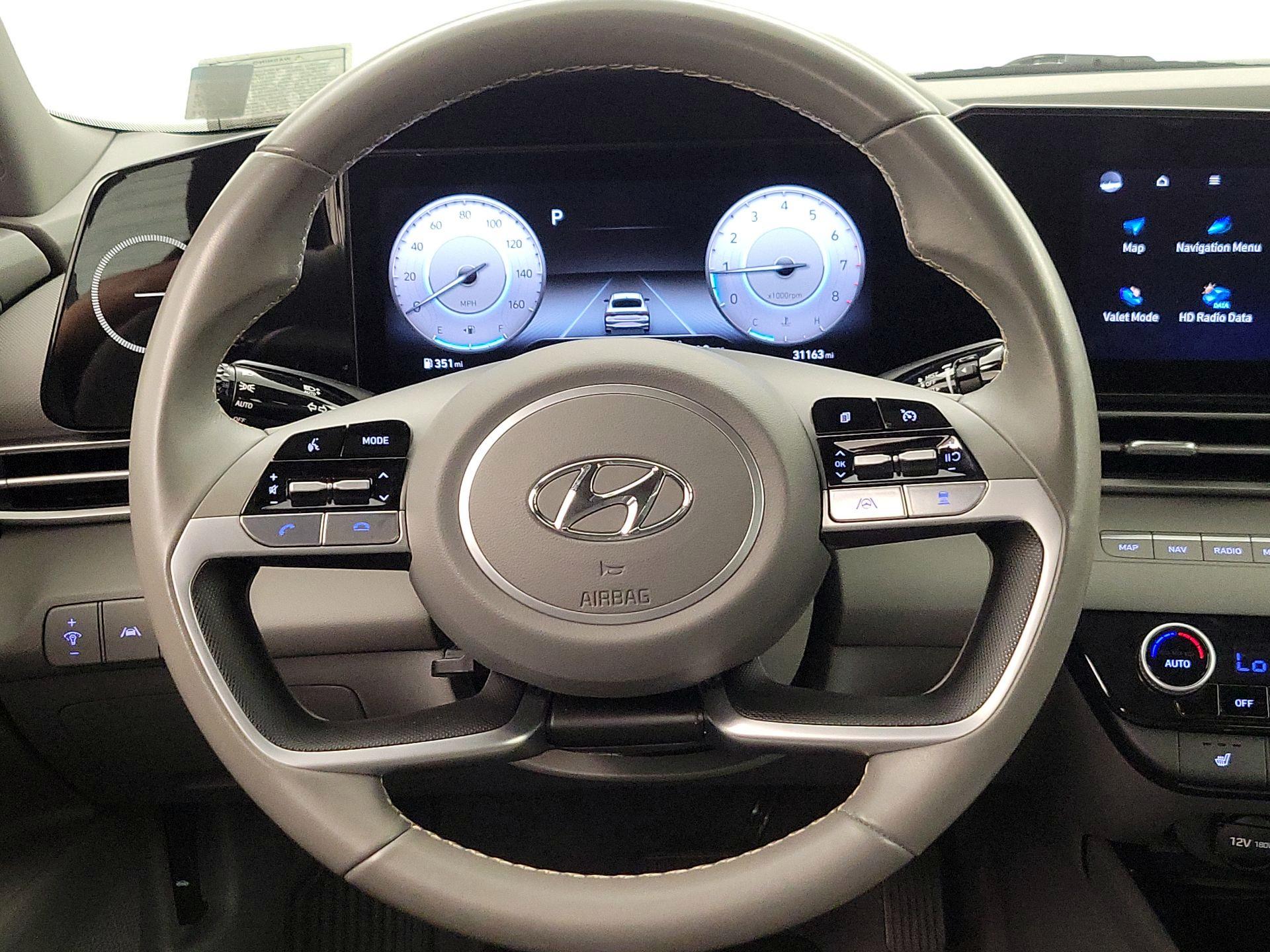 Thumbnail: 2023 Hyundai Elantra - 10
