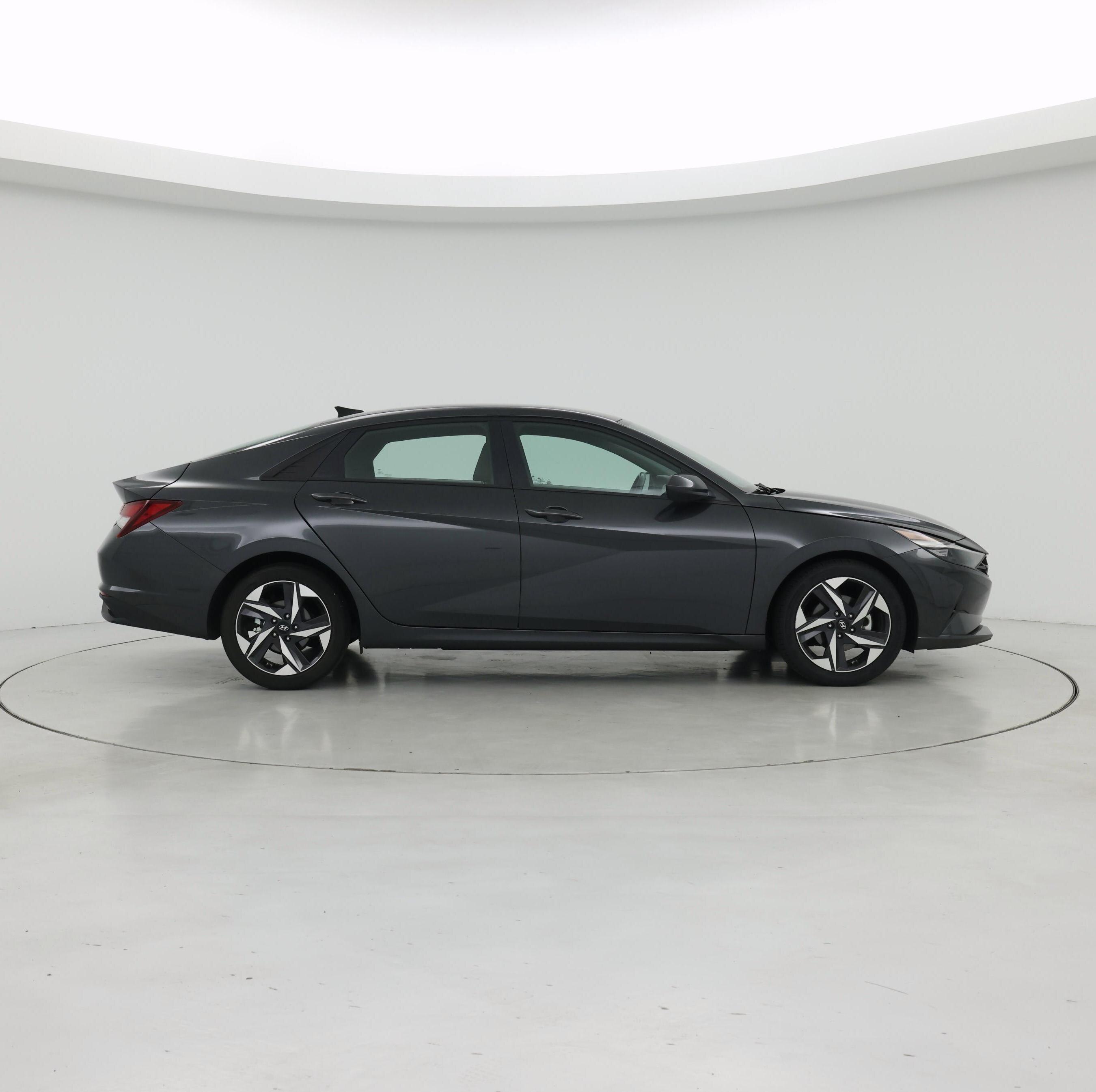 Thumbnail: 2023 Hyundai Elantra - 7