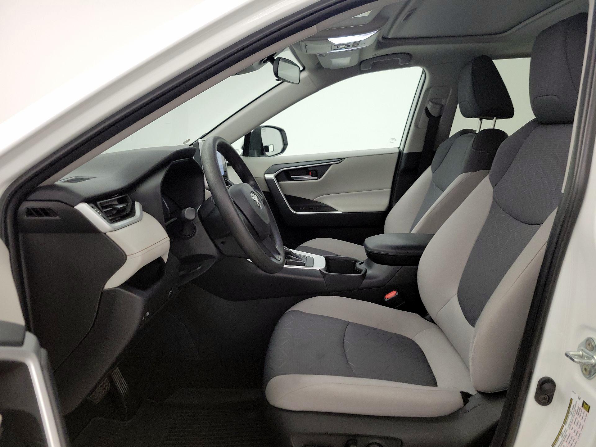 Thumbnail: 2024 Toyota RAV4 - 11