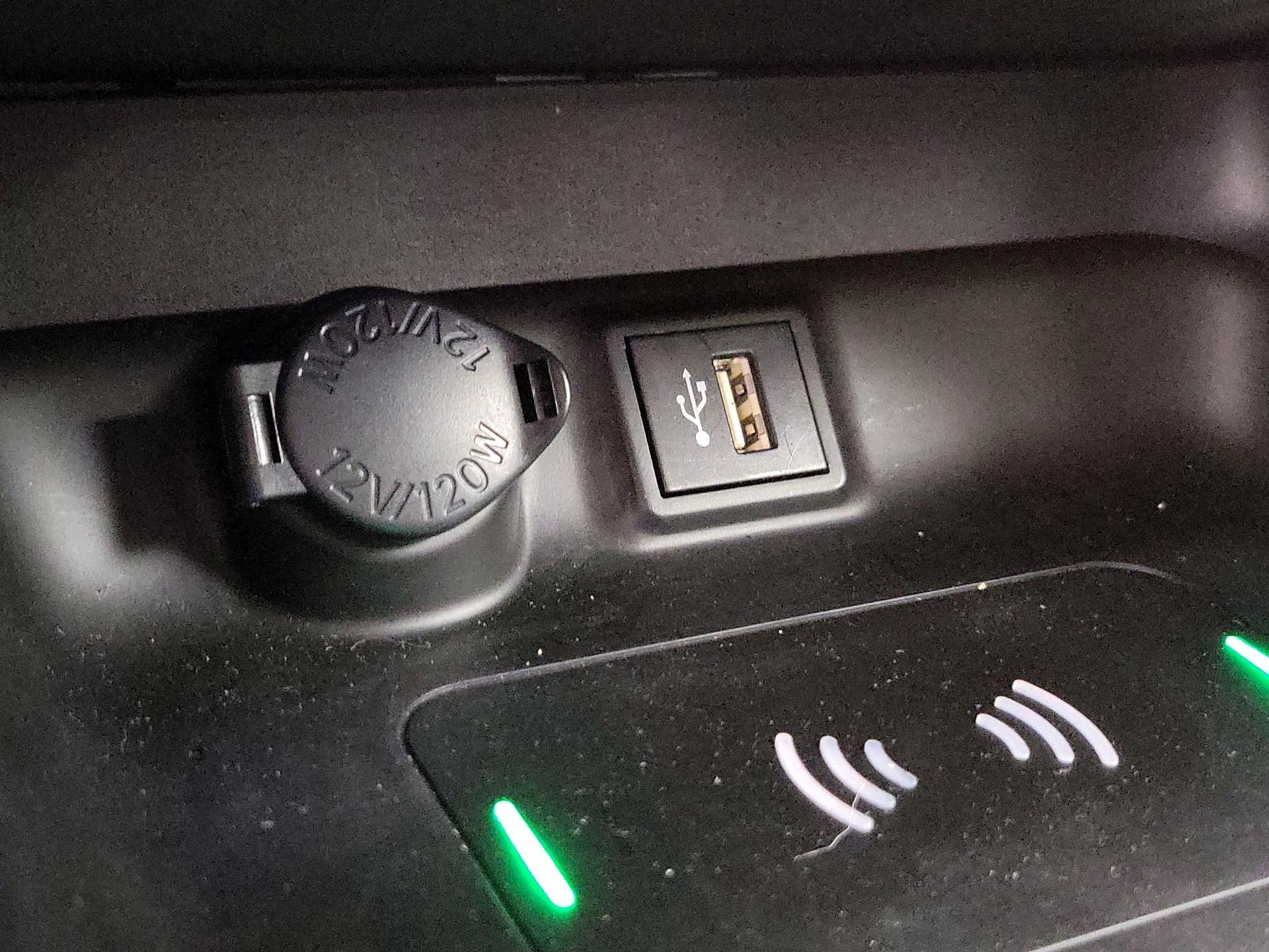 Thumbnail: 2024 Toyota RAV4 - 18