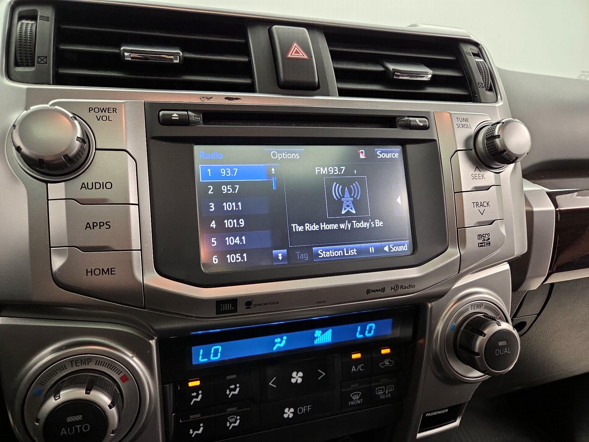 Thumbnail: 2018 Toyota 4Runner - 16