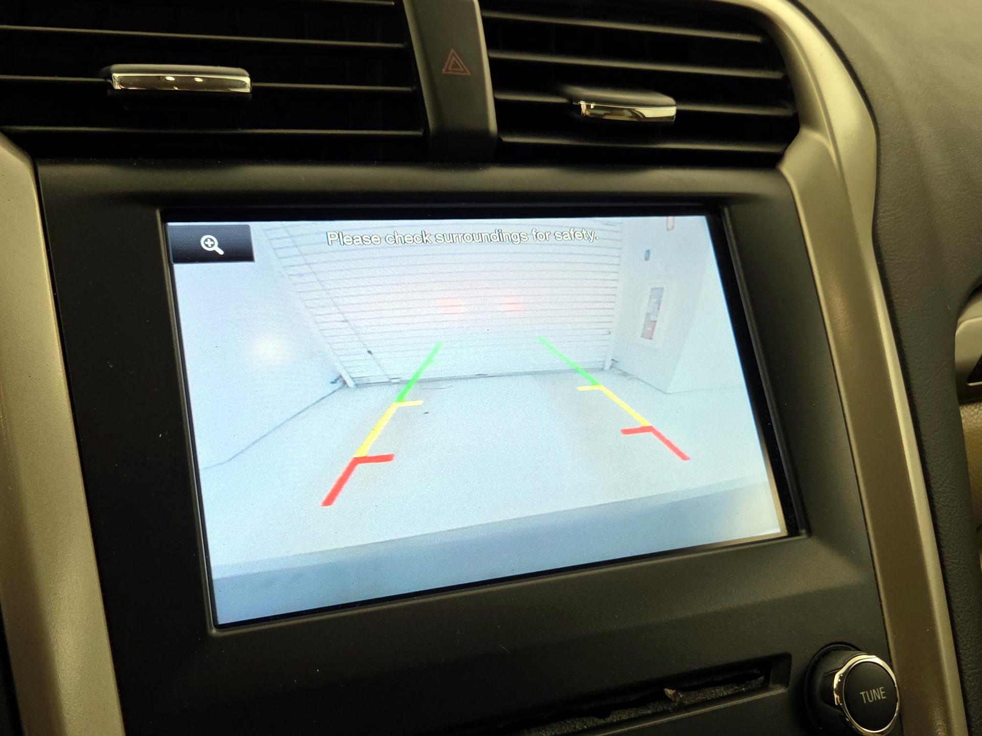 Thumbnail: 2014 Ford Fusion - 14