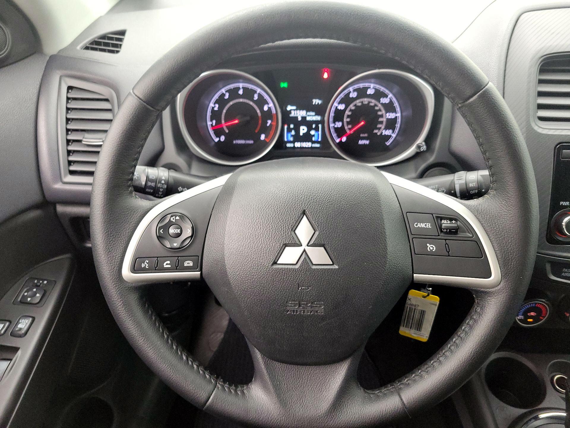 Thumbnail: 2015 Mitsubishi Outlander Sport - 10