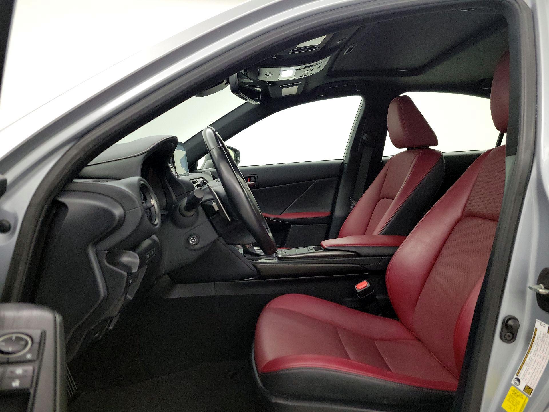 Thumbnail: 2023 Lexus IS - 11