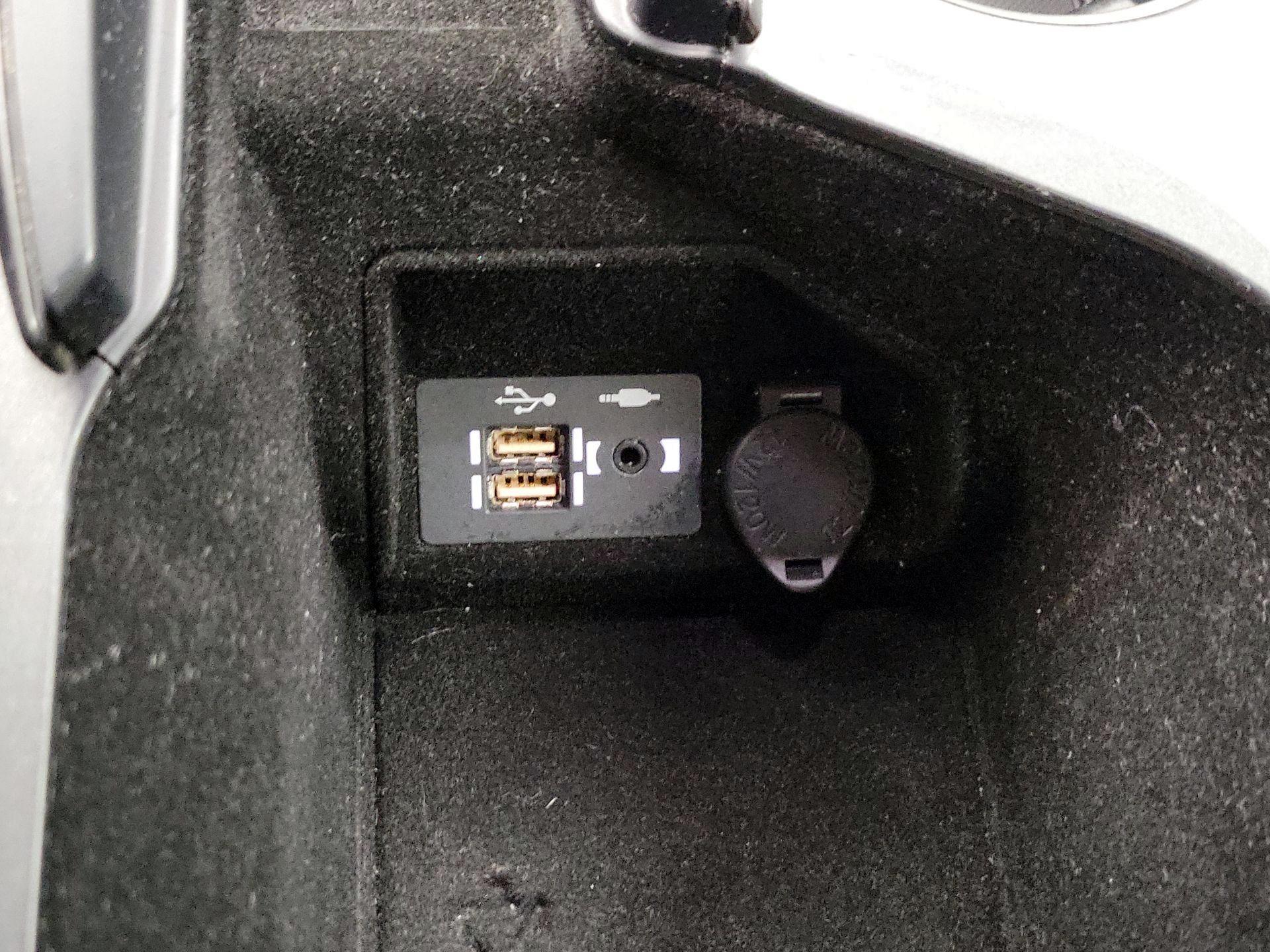 Thumbnail: 2023 Lexus IS - 18