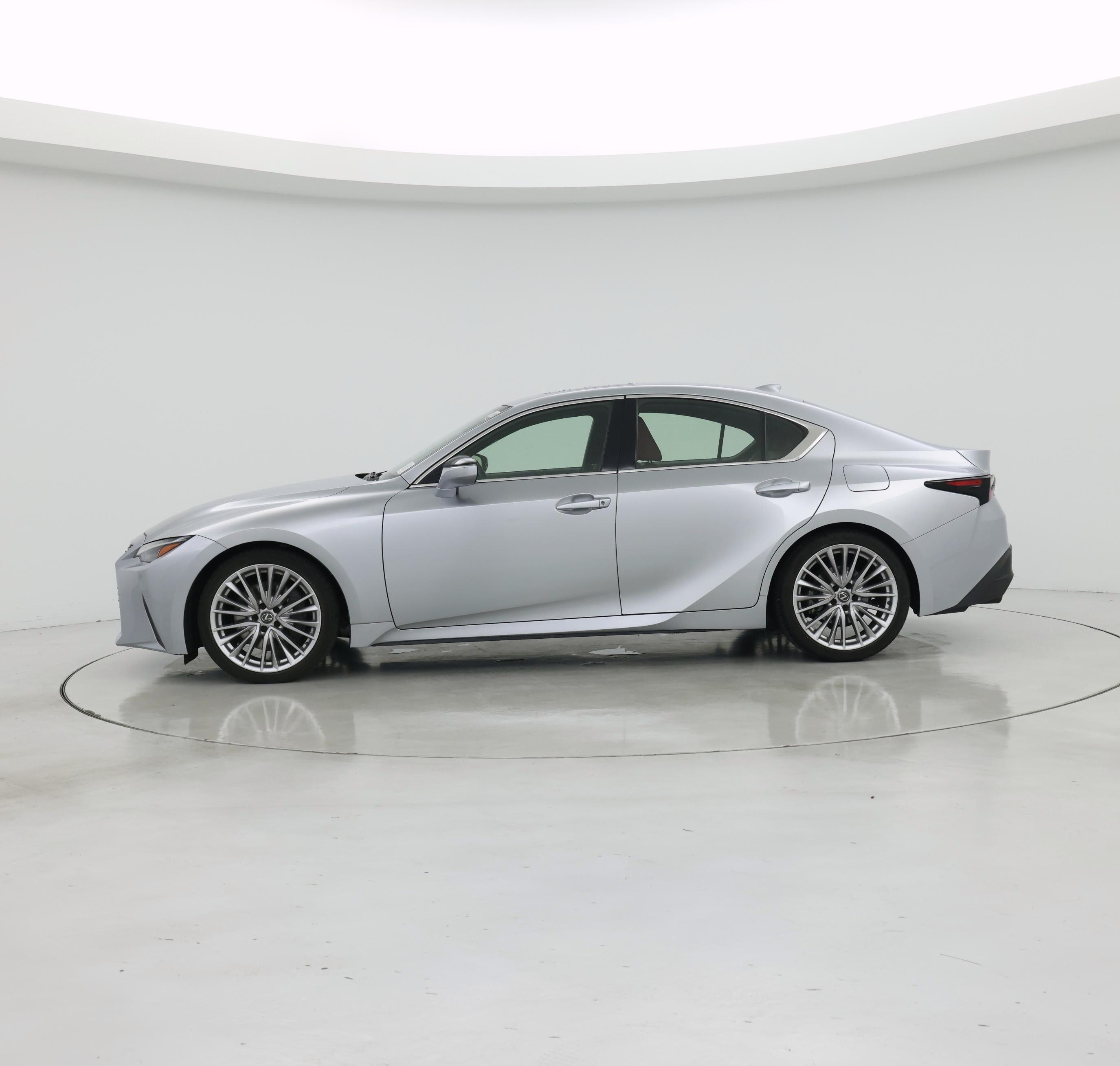 Thumbnail: 2023 Lexus IS - 3