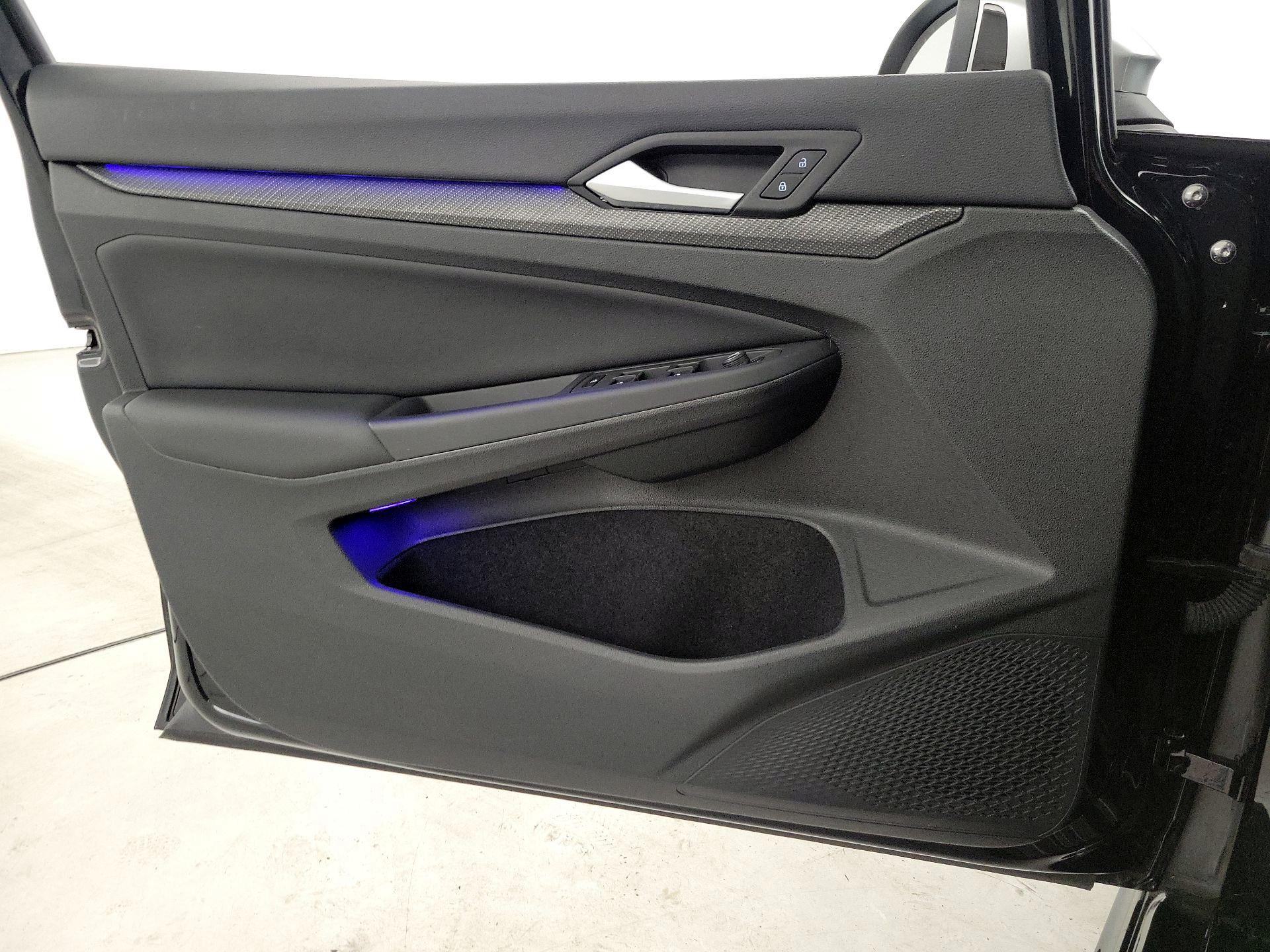 Thumbnail: 2024 Volkswagen Golf - 12