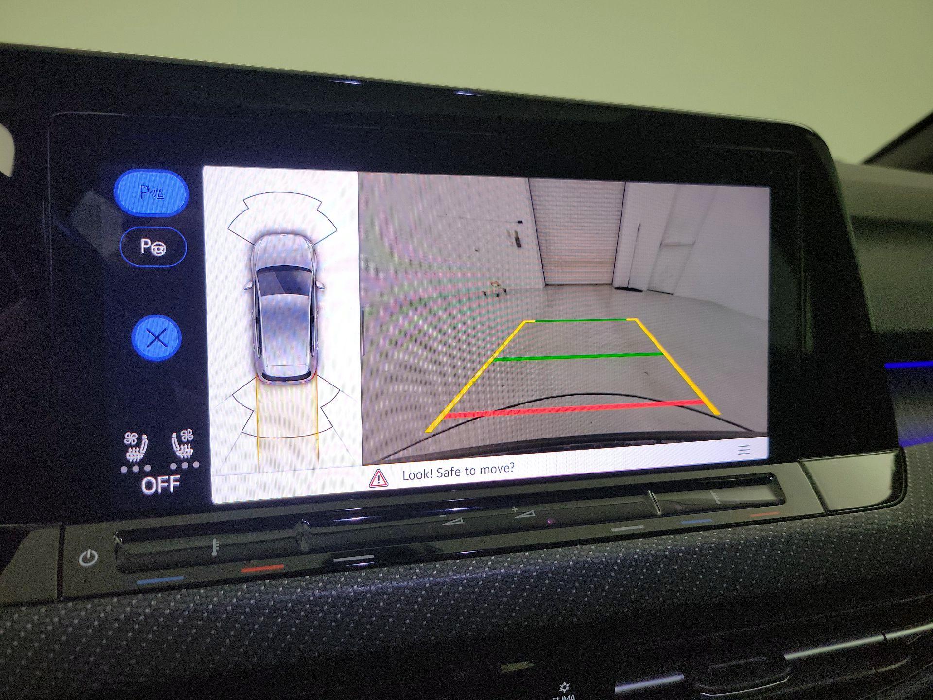 Thumbnail: 2024 Volkswagen Golf - 15