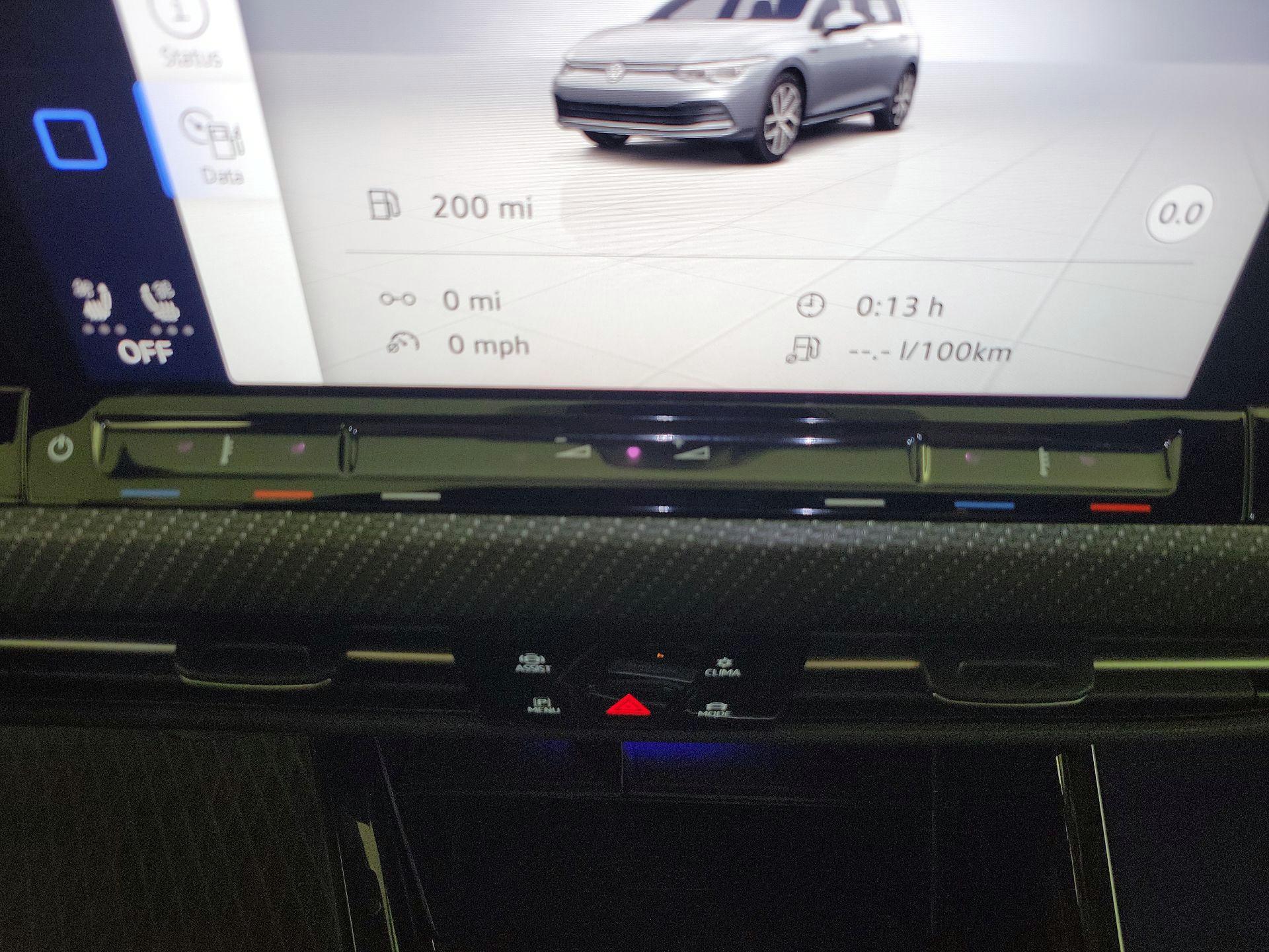 Thumbnail: 2024 Volkswagen Golf - 17