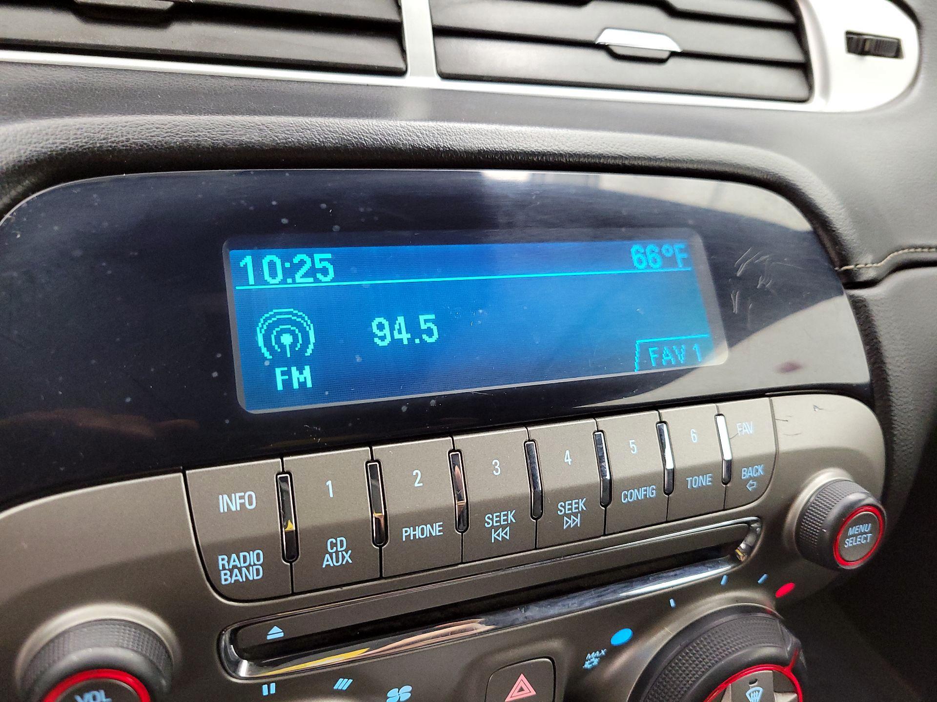 Thumbnail: 2015 Chevrolet Camaro - 14