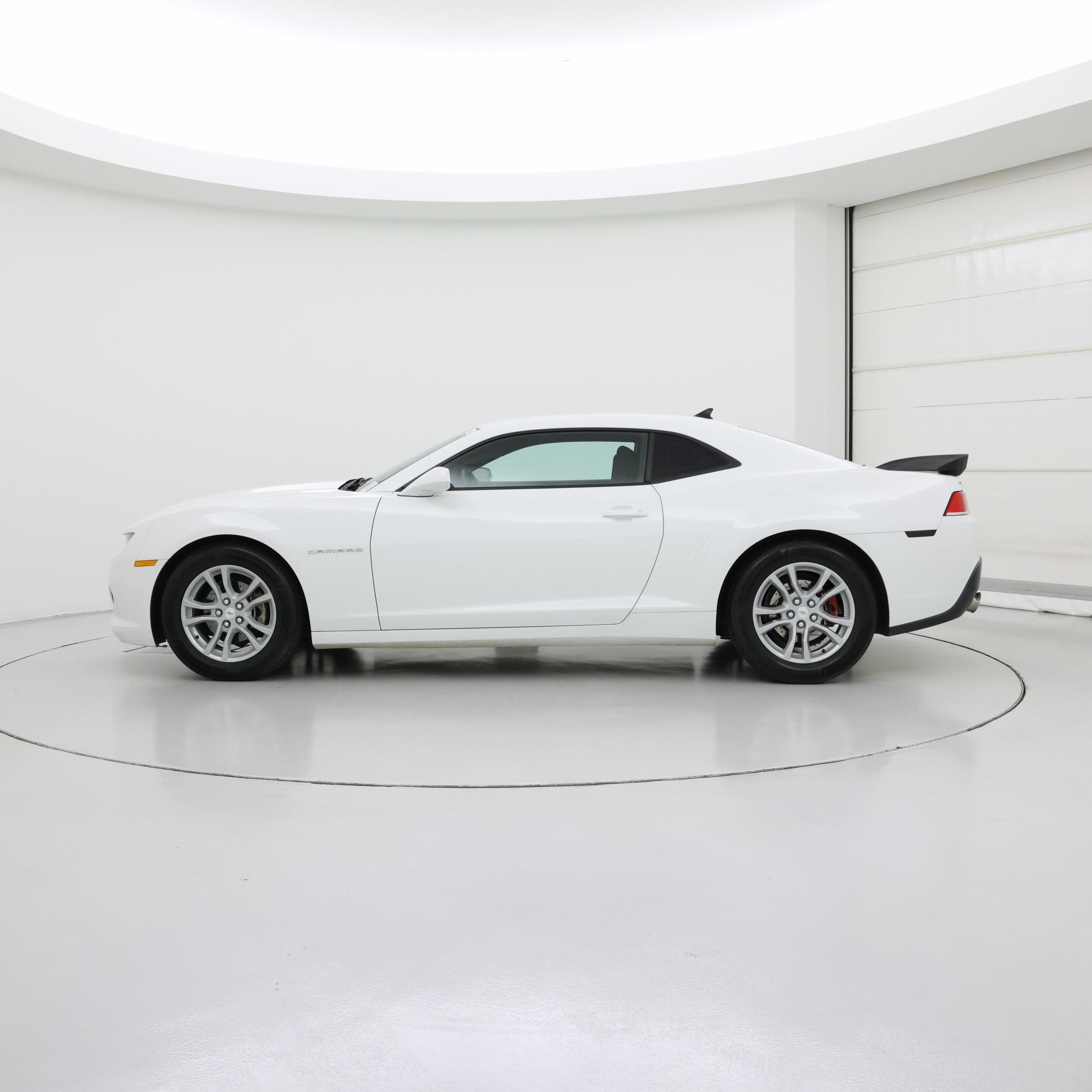 Thumbnail: 2015 Chevrolet Camaro - 3