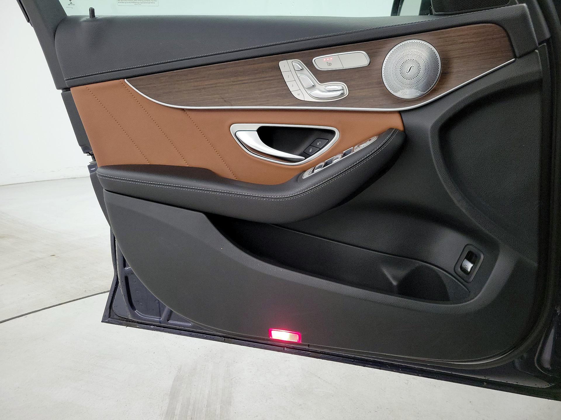 Thumbnail: 2020 Mercedes-Benz C-Class - 12