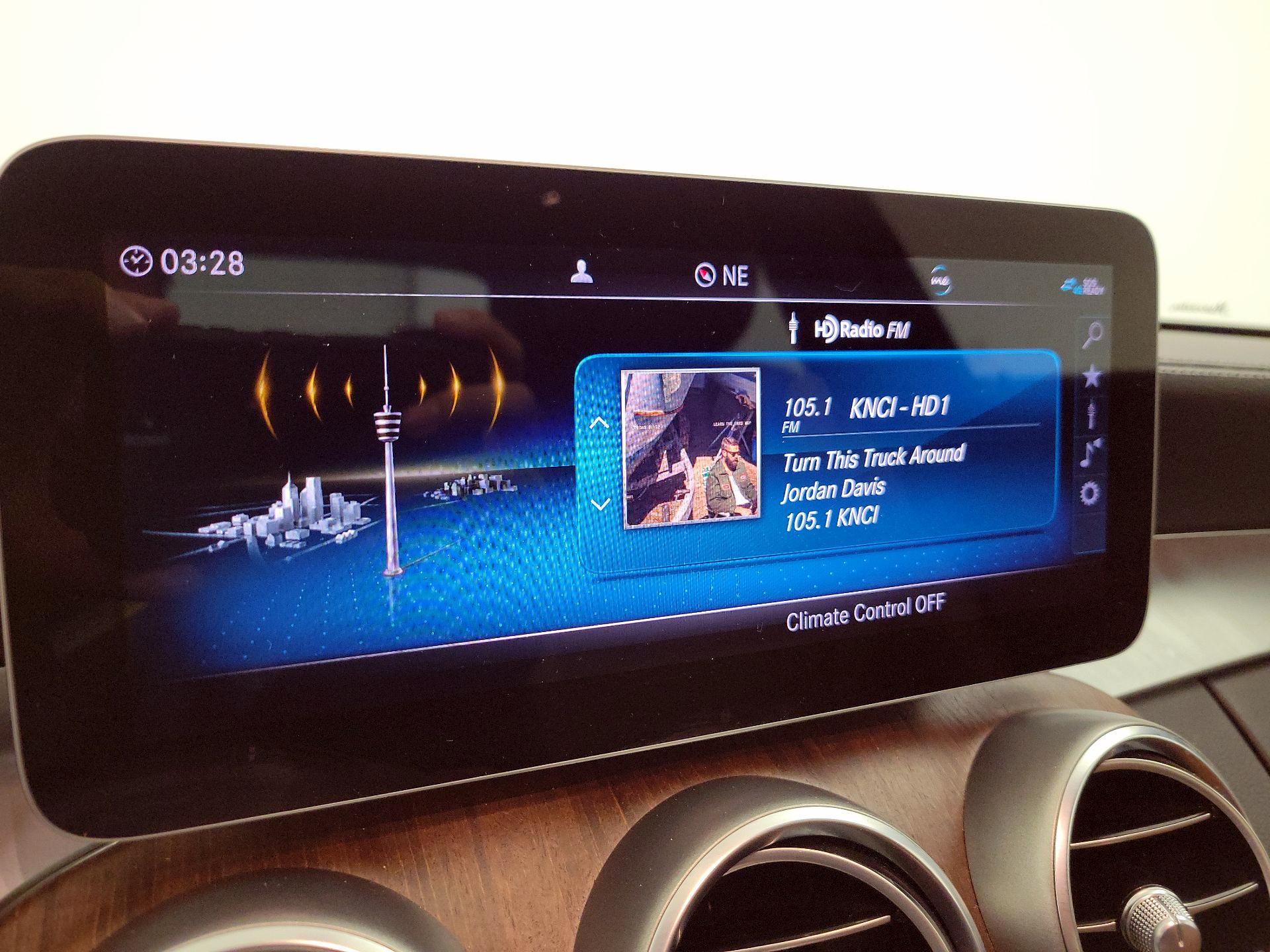 Thumbnail: 2020 Mercedes-Benz C-Class - 16