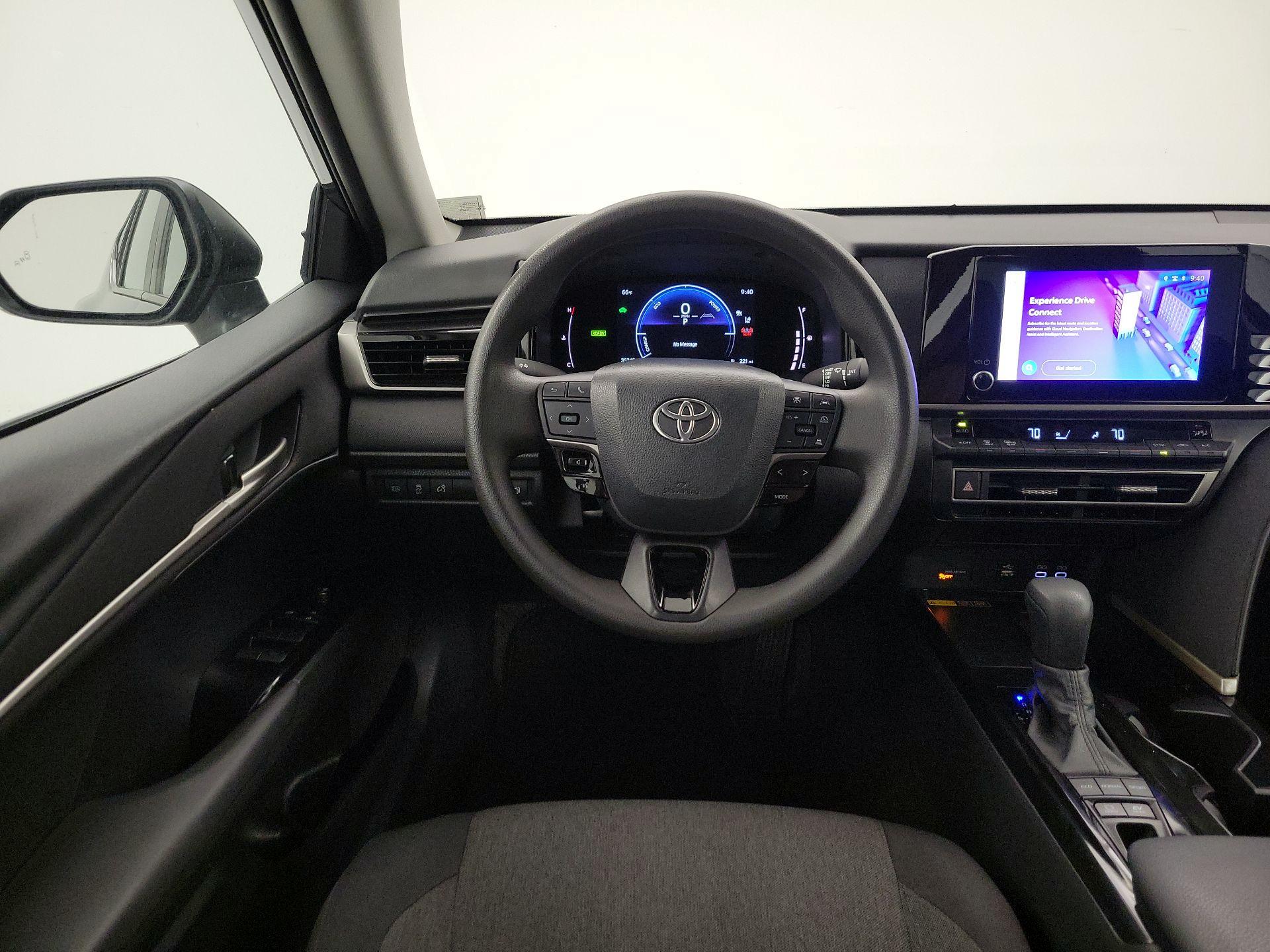 Thumbnail: 2025 Toyota Camry - 10