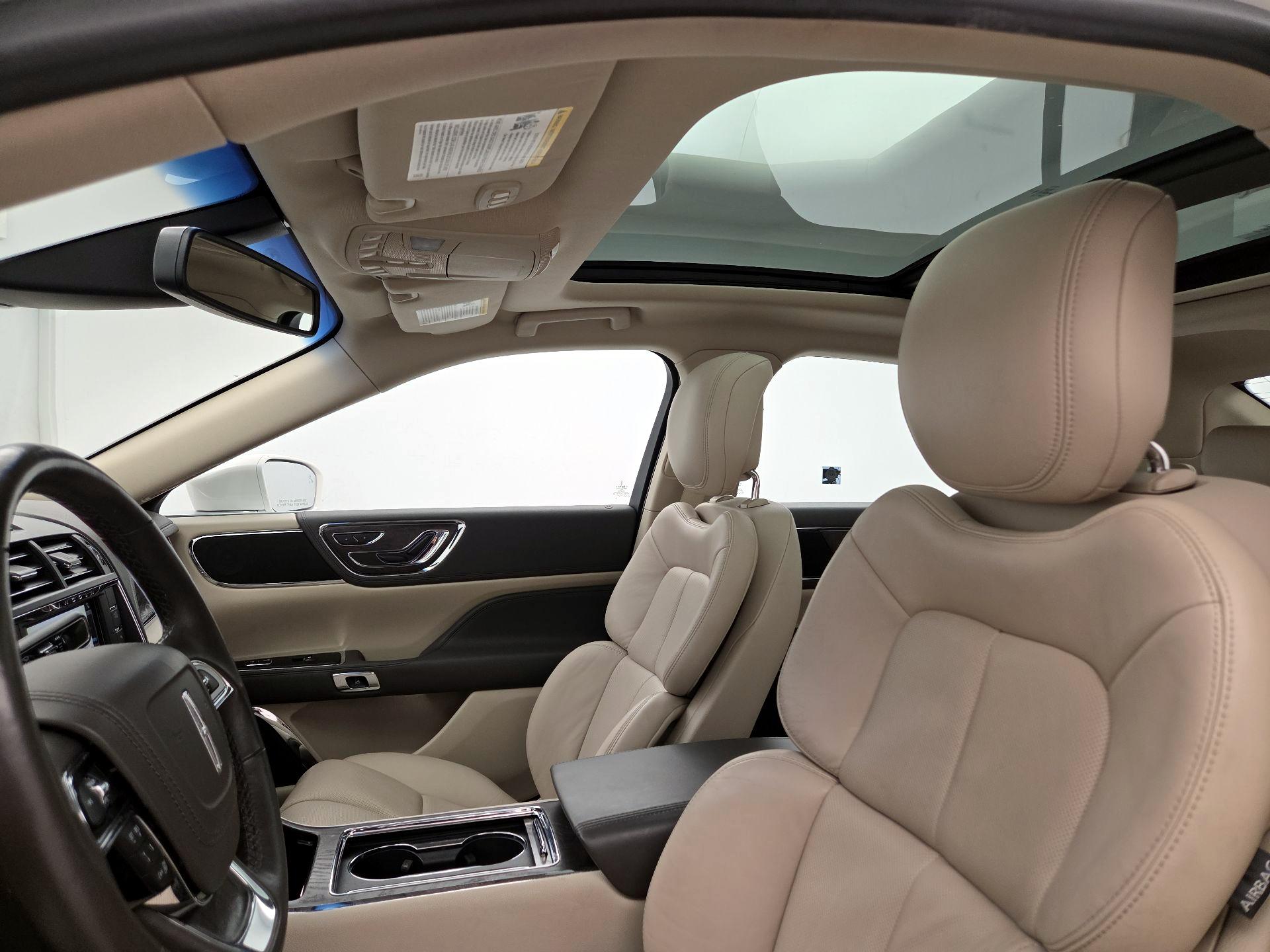 Thumbnail: 2017 Lincoln Continental - 20