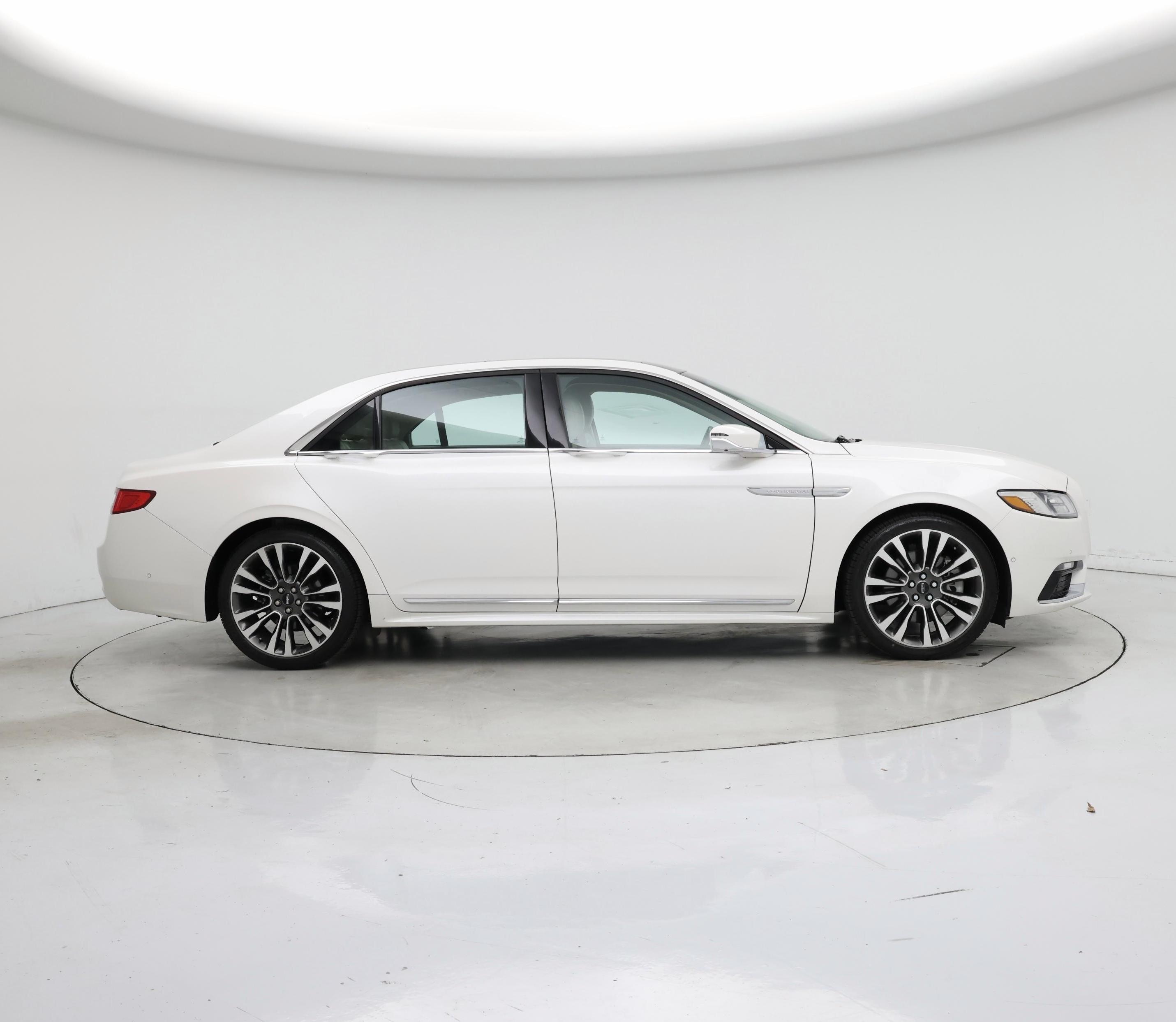 Thumbnail: 2017 Lincoln Continental - 7