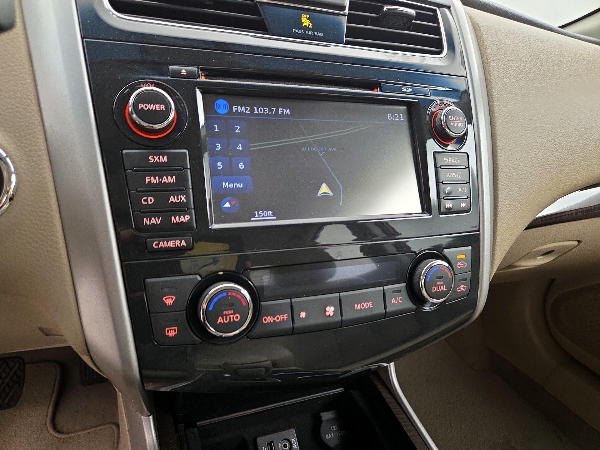 Thumbnail: 2014 Nissan Altima - 16