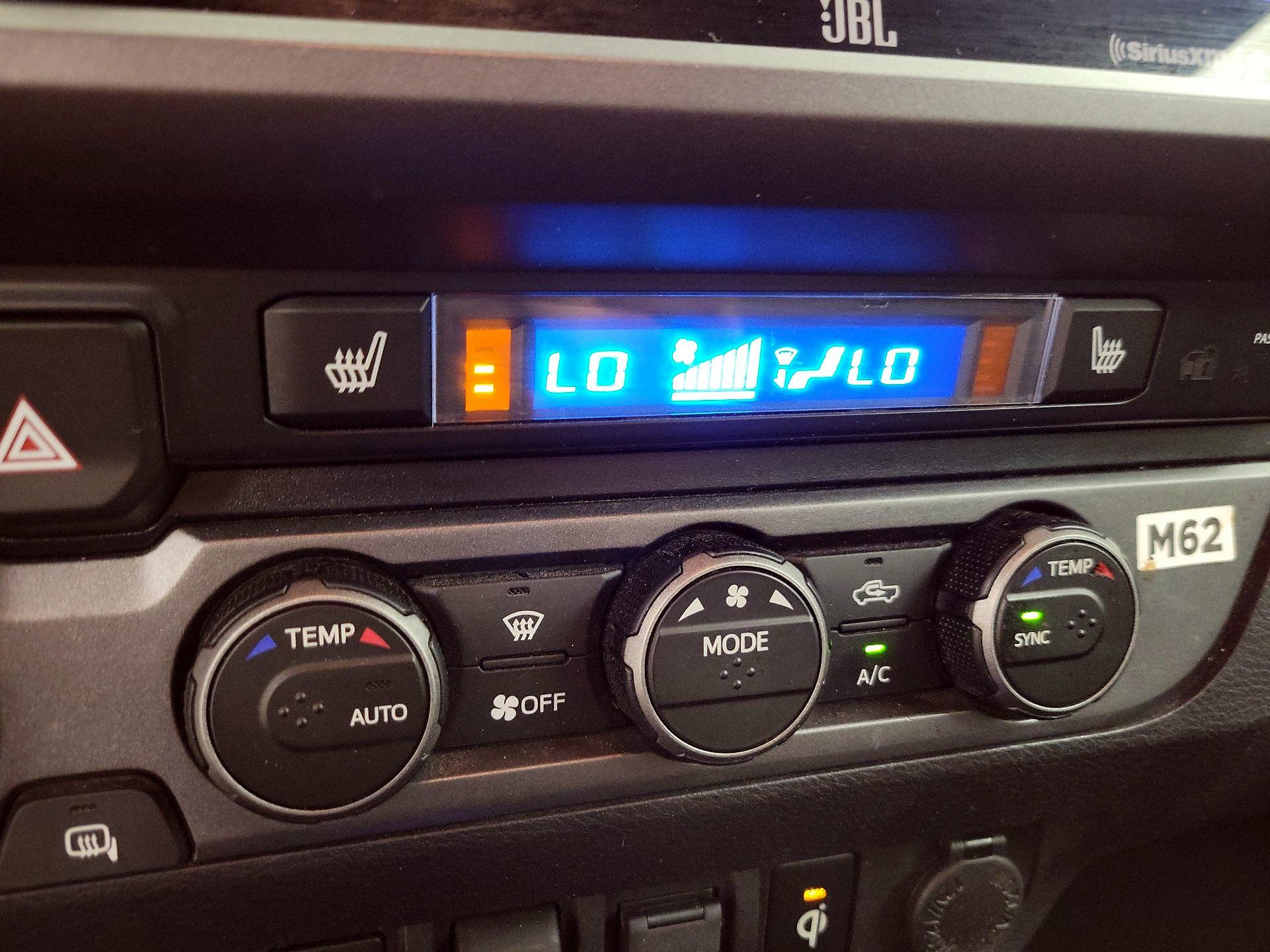 Thumbnail: 2021 Toyota Tacoma - 16