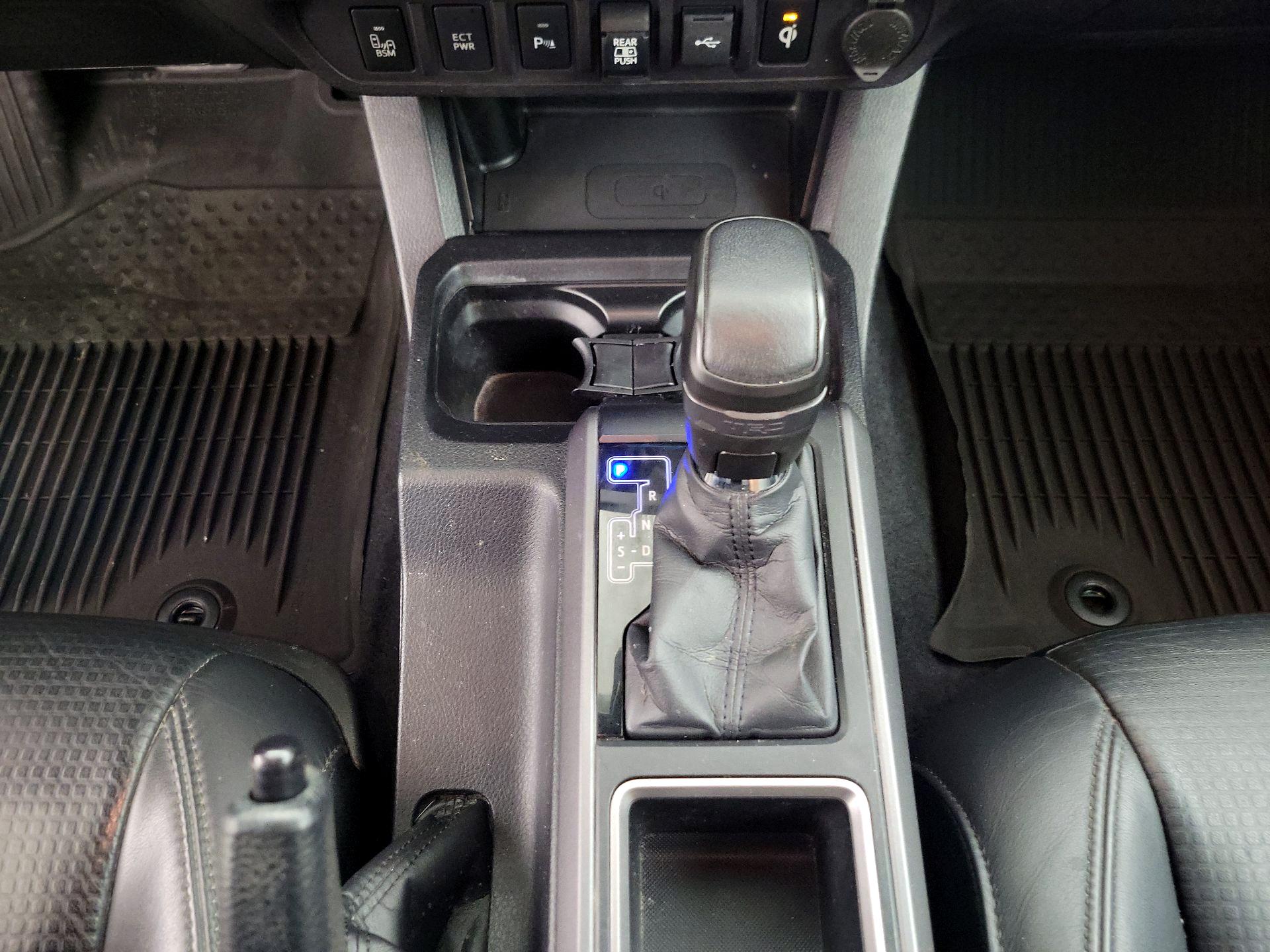 Thumbnail: 2021 Toyota Tacoma - 17