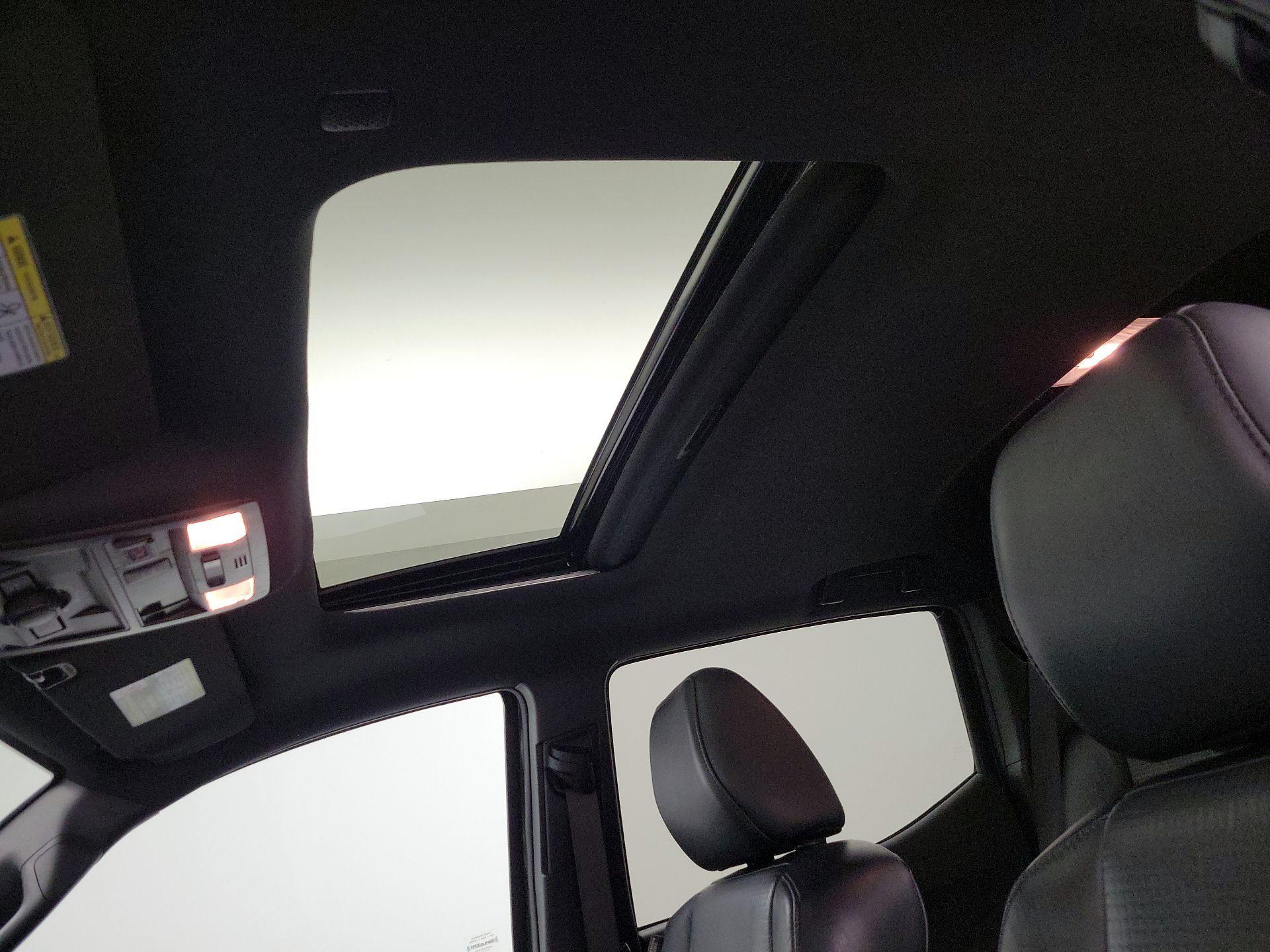 Thumbnail: 2021 Toyota Tacoma - 19