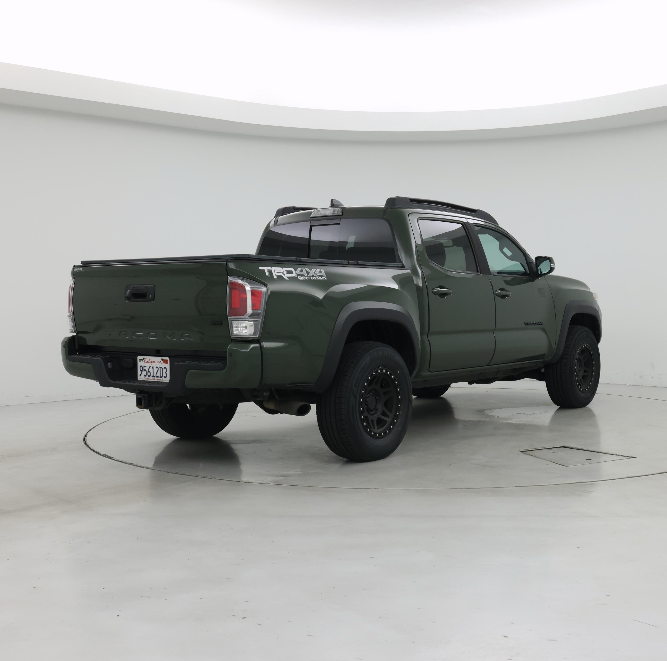 Thumbnail: 2021 Toyota Tacoma - 8