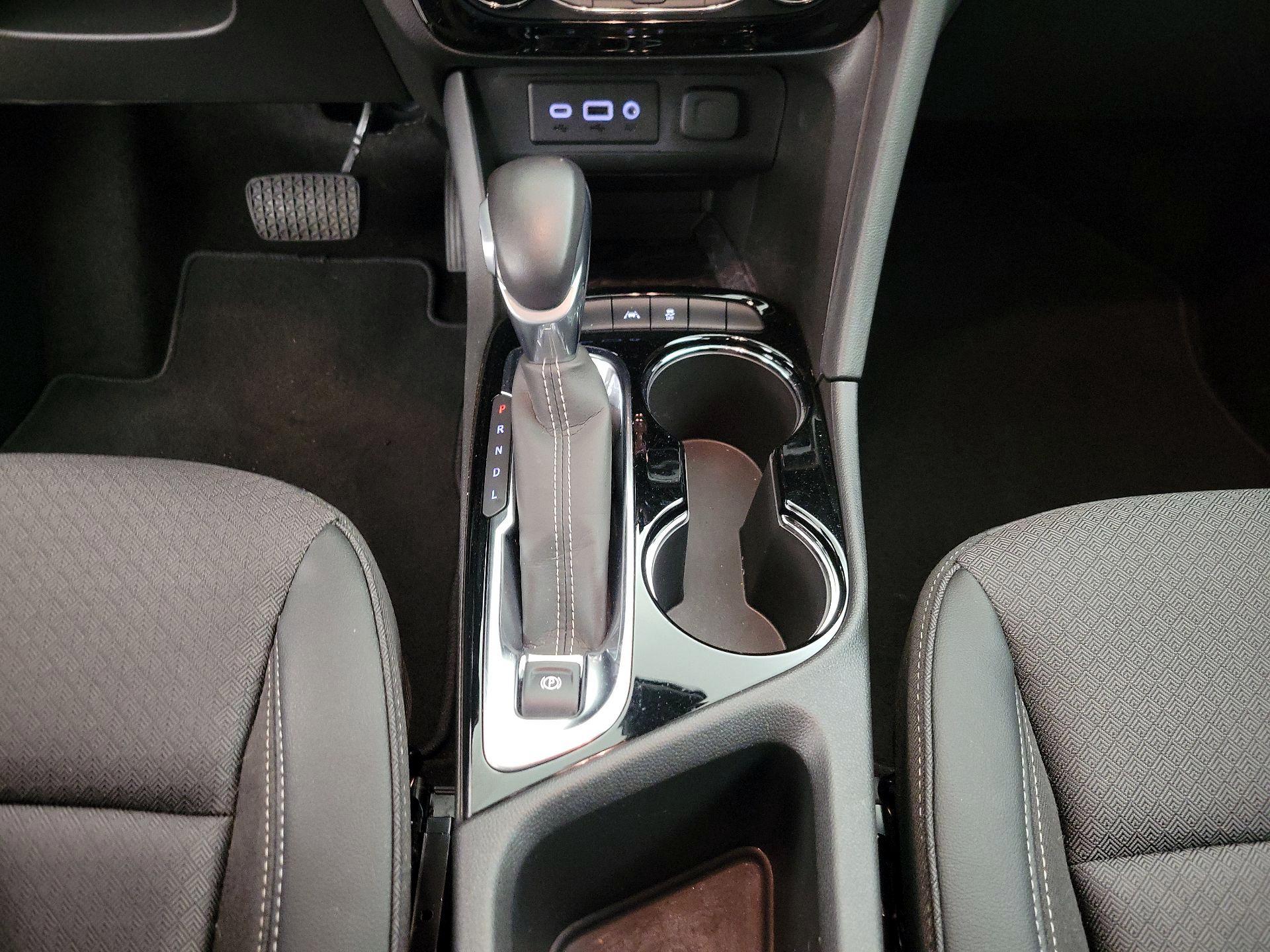 Thumbnail: 2023 Buick Encore GX - 17