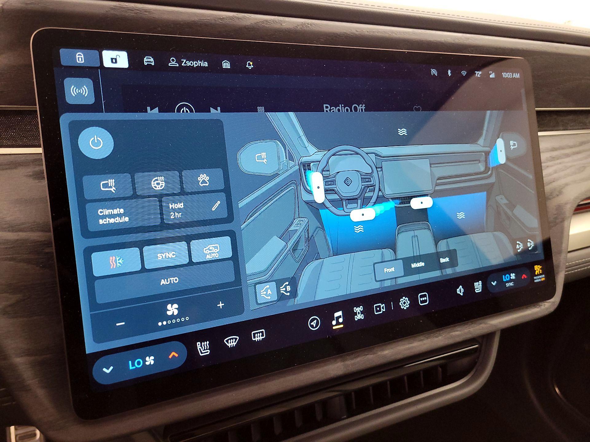 Thumbnail: 2023 Rivian R1S - 15