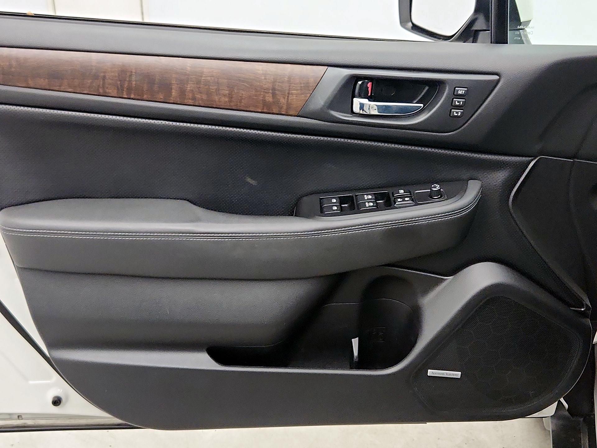 Thumbnail: 2016 Subaru Outback - 12