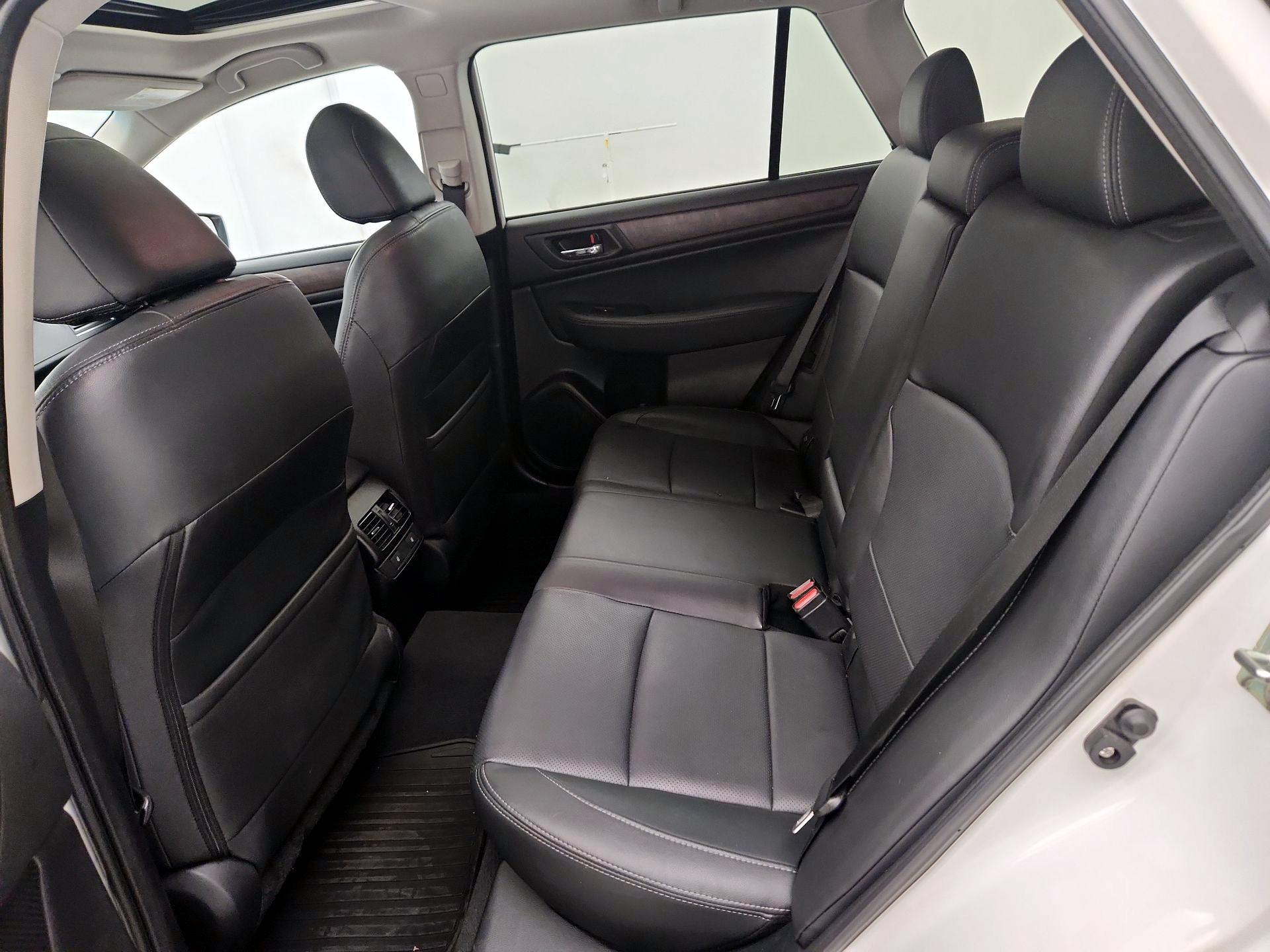 Thumbnail: 2016 Subaru Outback - 20