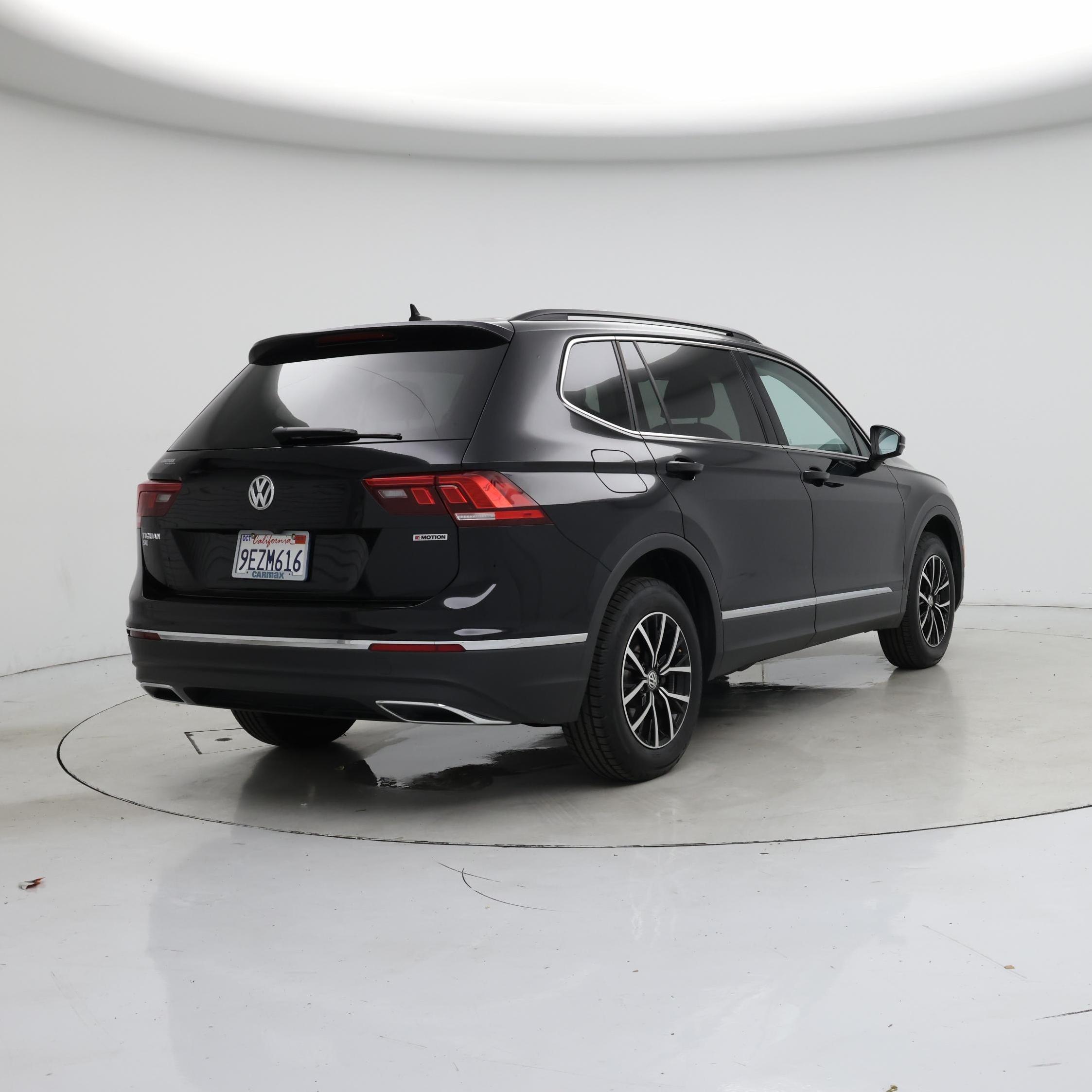 Thumbnail: 2021 Volkswagen Tiguan - 8