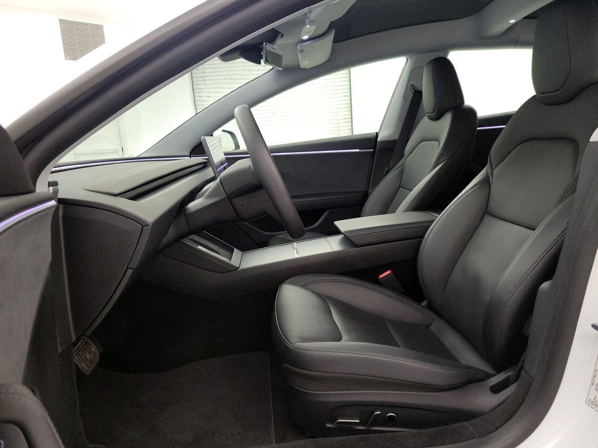 Thumbnail: 2025 Tesla Model 3 - 11