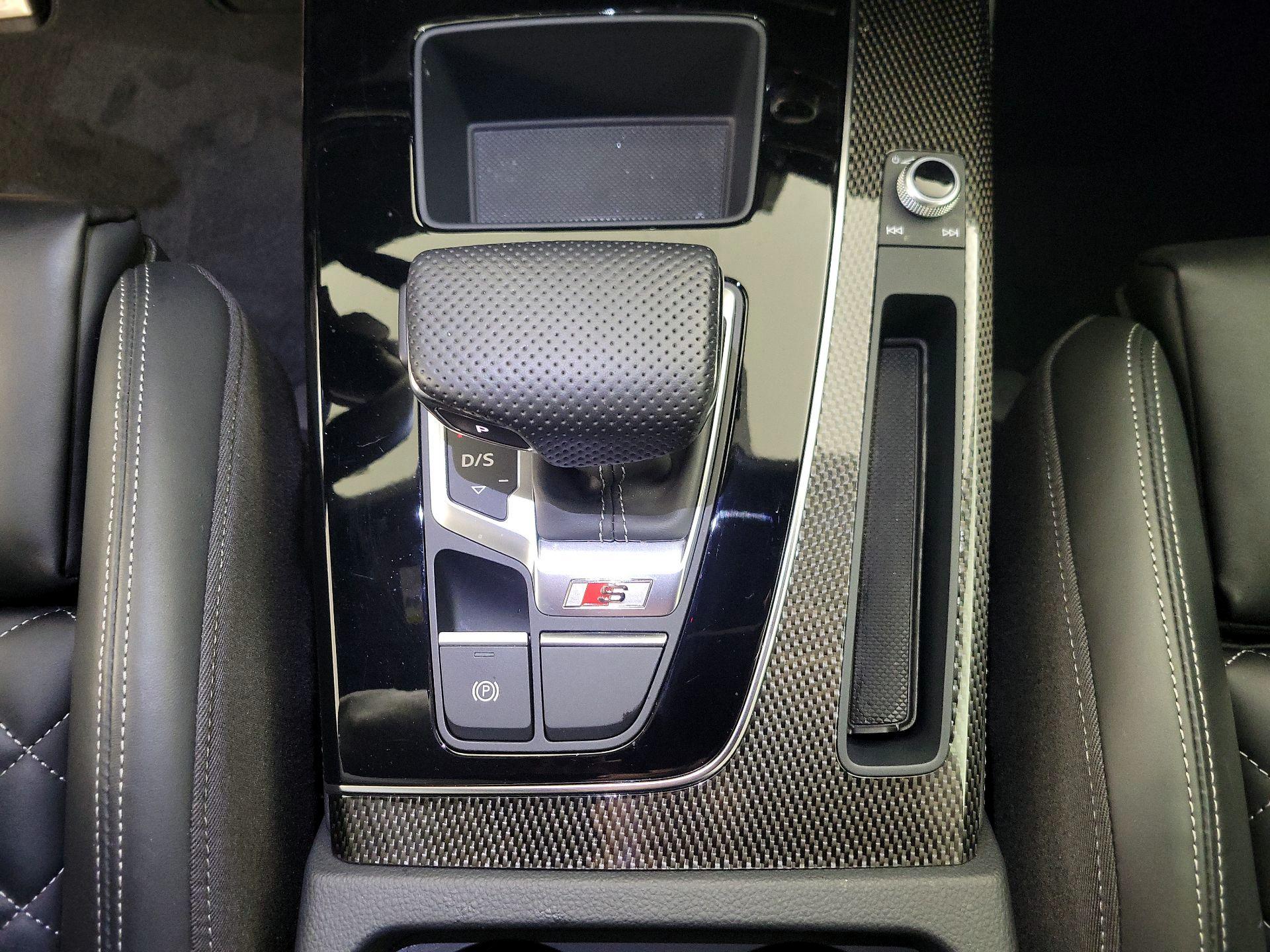 Thumbnail: 2023 Audi SQ5 - 18