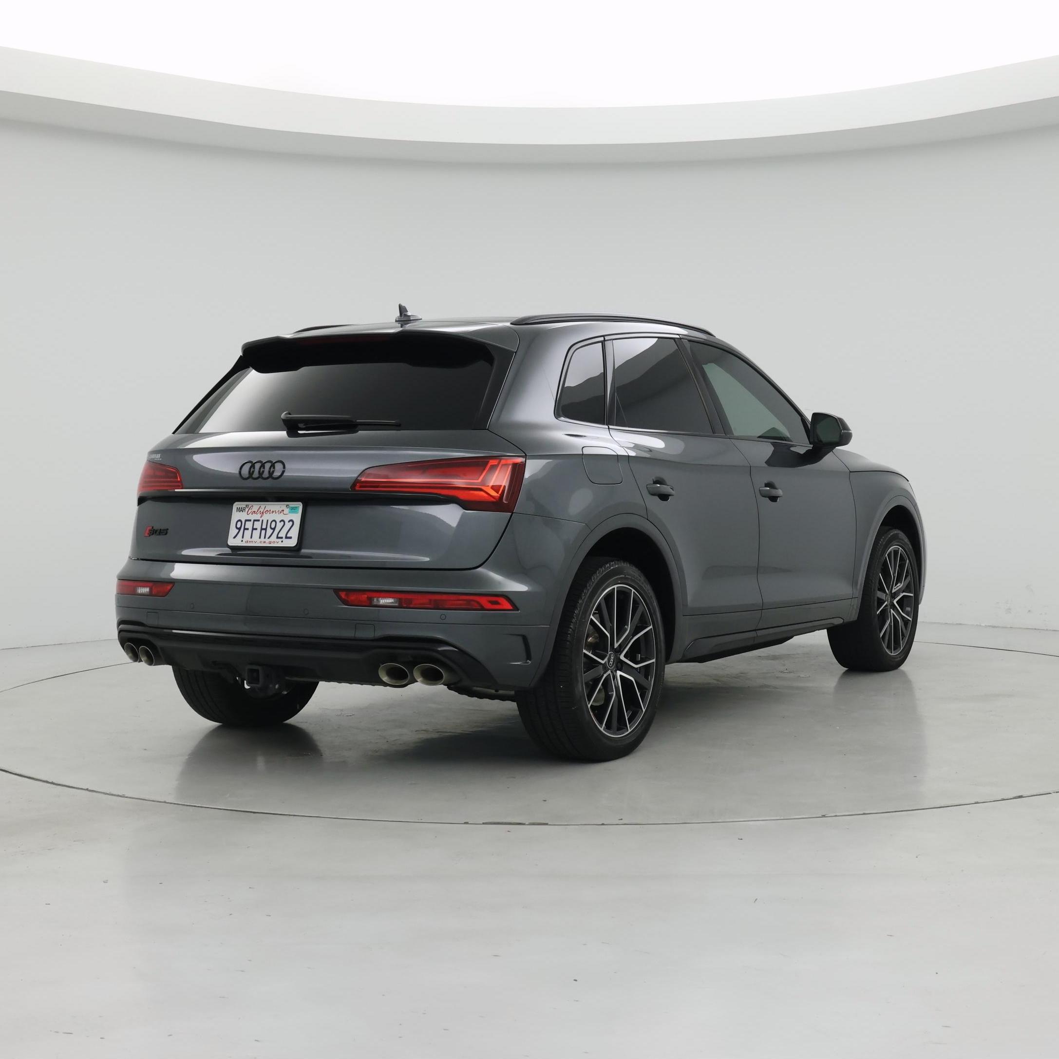 Thumbnail: 2023 Audi SQ5 - 8