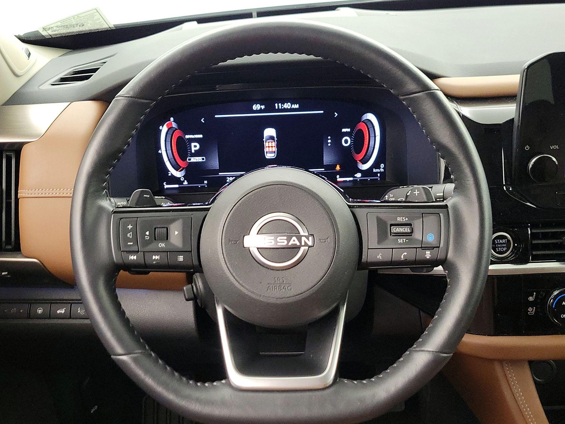 Thumbnail: 2023 Nissan Pathfinder - 10