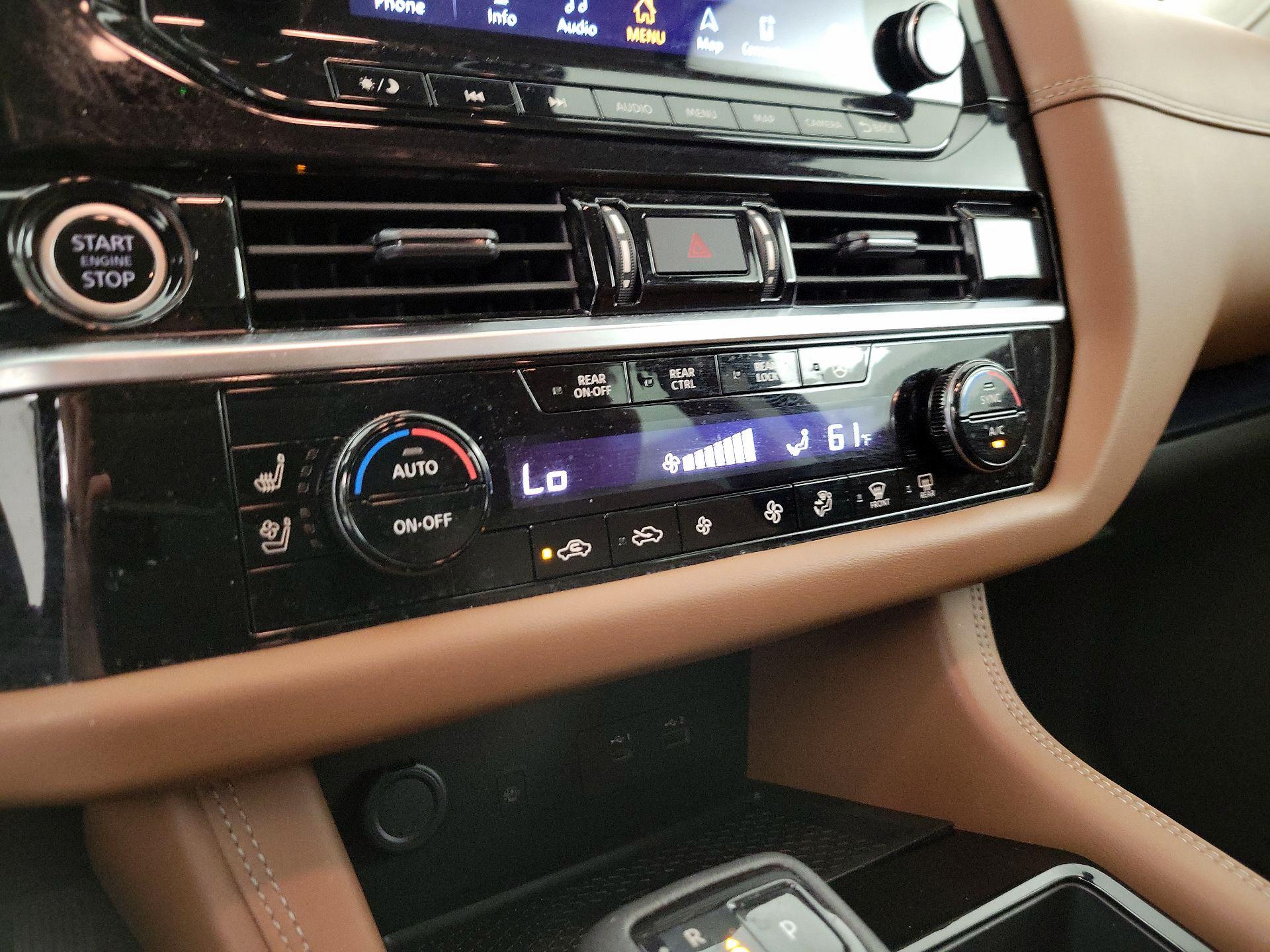 Thumbnail: 2023 Nissan Pathfinder - 17