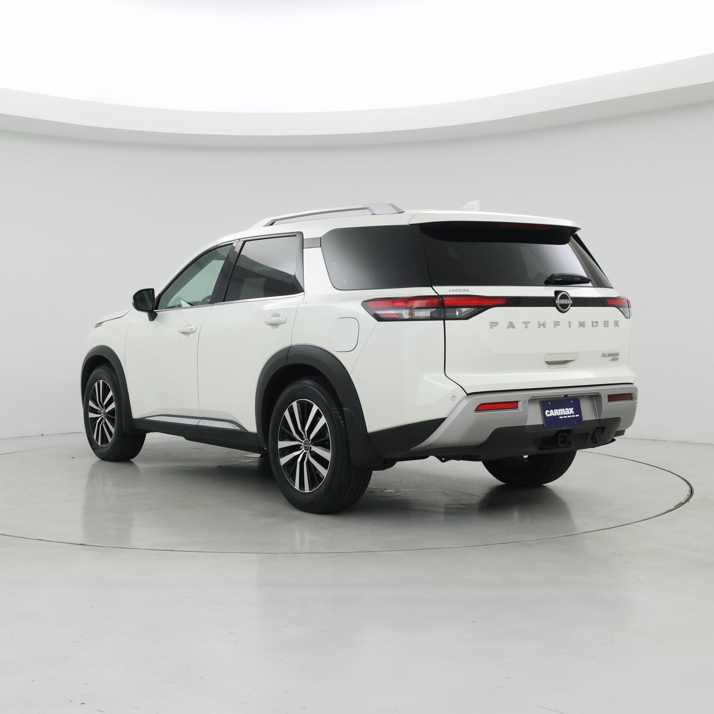 Thumbnail: 2023 Nissan Pathfinder - 2